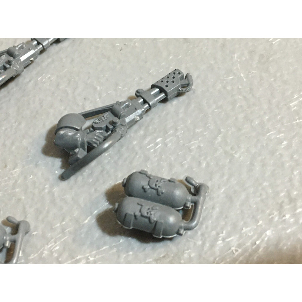 A17843 WARHAMMER 40K ASTRA IG GUARD CADIAN SPECIAL & HEAVY WEAPONS BITS LOT GW
