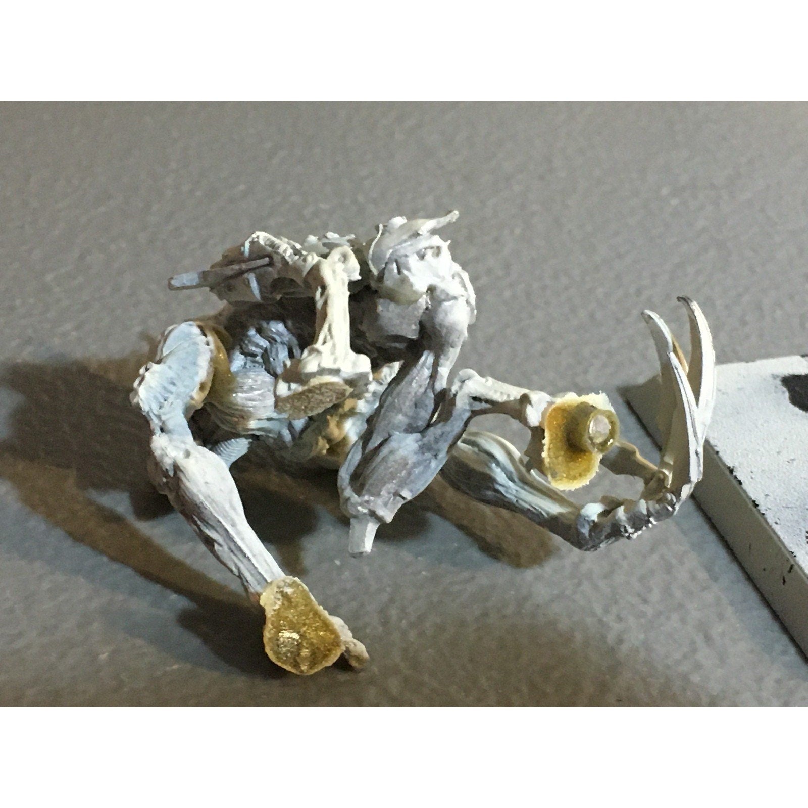 A32709 RACKHAM CONFRONTATION ABERRATION METAL TABLETOP