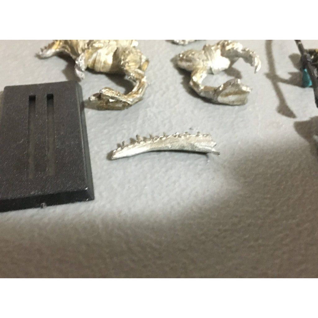 A20377 WARHAMMER FANTASY DARK ELVES METAL COLD ONE KNIGHT NO SHIELD