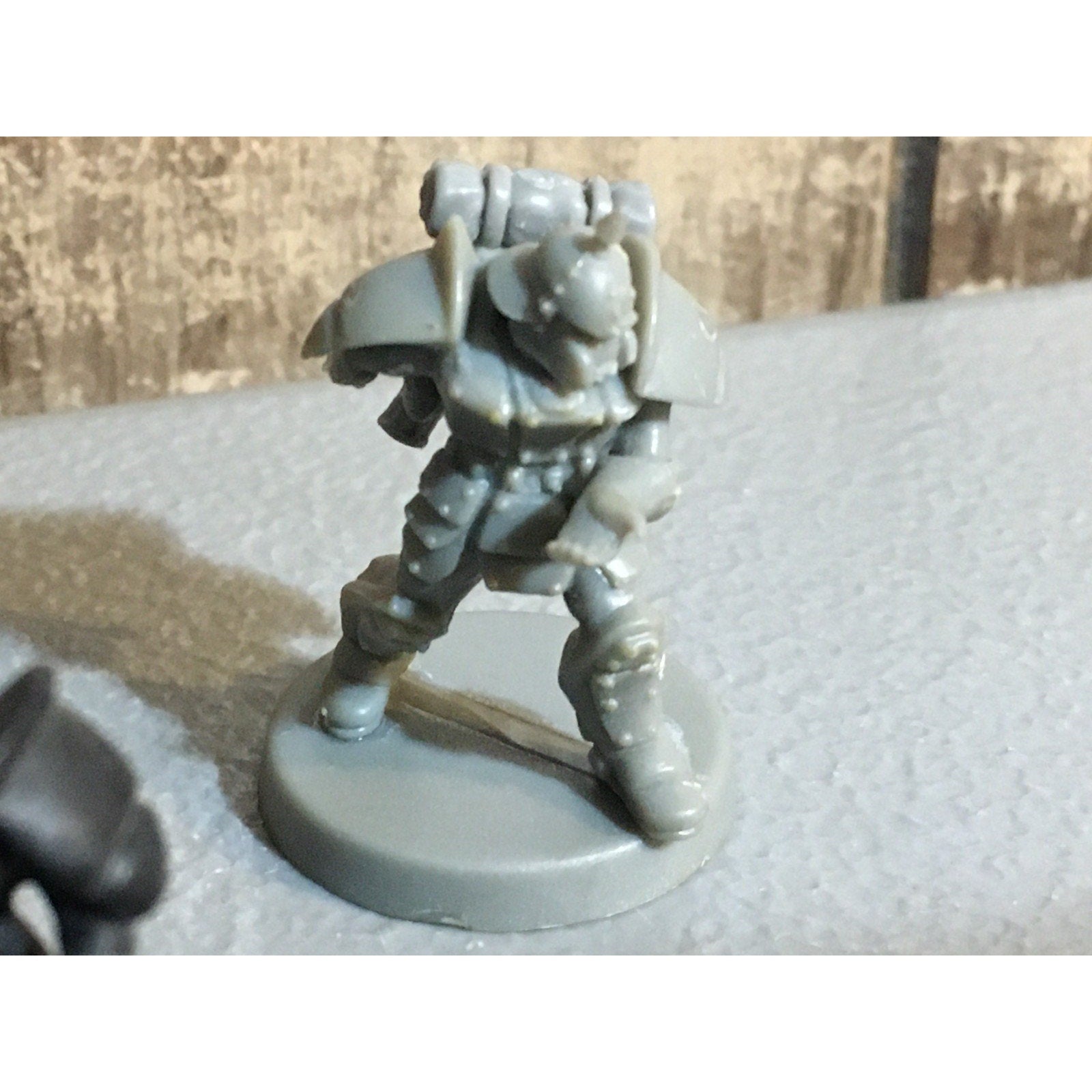 A30065 UNKNOWN TABLE TOP SCI-FI POWER ARMOR SOLDIERS 11 PK INCOMPLETE WAR GAMES