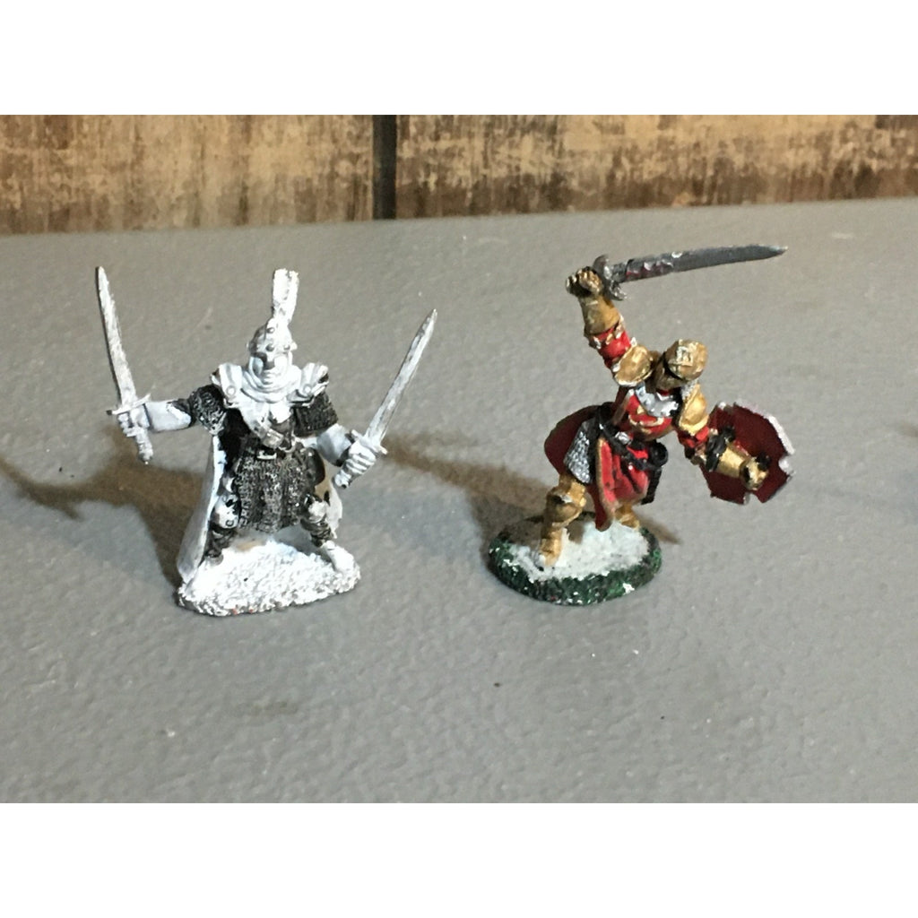 A24858 UNBRANDED METAL TABLETOP OLD OOP D&D FANTASY KNIGHTS SWORDSMEN MINIATURES