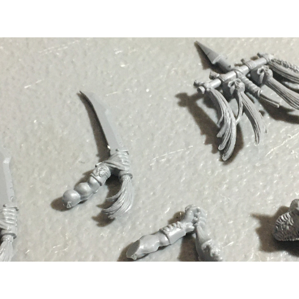 A22630 WARHAMMER FANTASY ORCS & GOBLINS BITS LOT GOBLIN WOLF RIDER ARMS GW