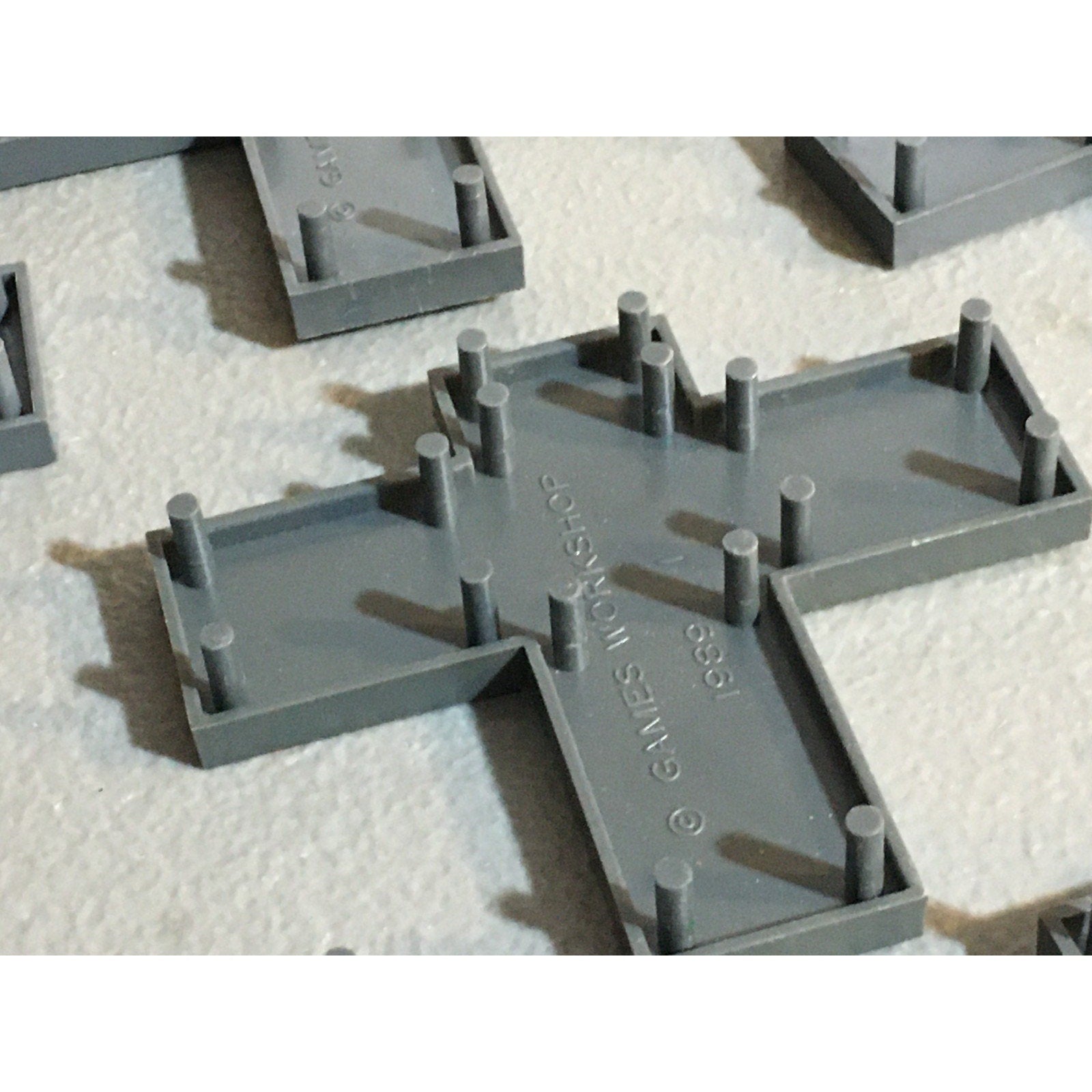A31680 WARHAMMER EPIC 40K TERRAIN BUILDINGS PLASTIC ROOF TOPS 6 PK GW