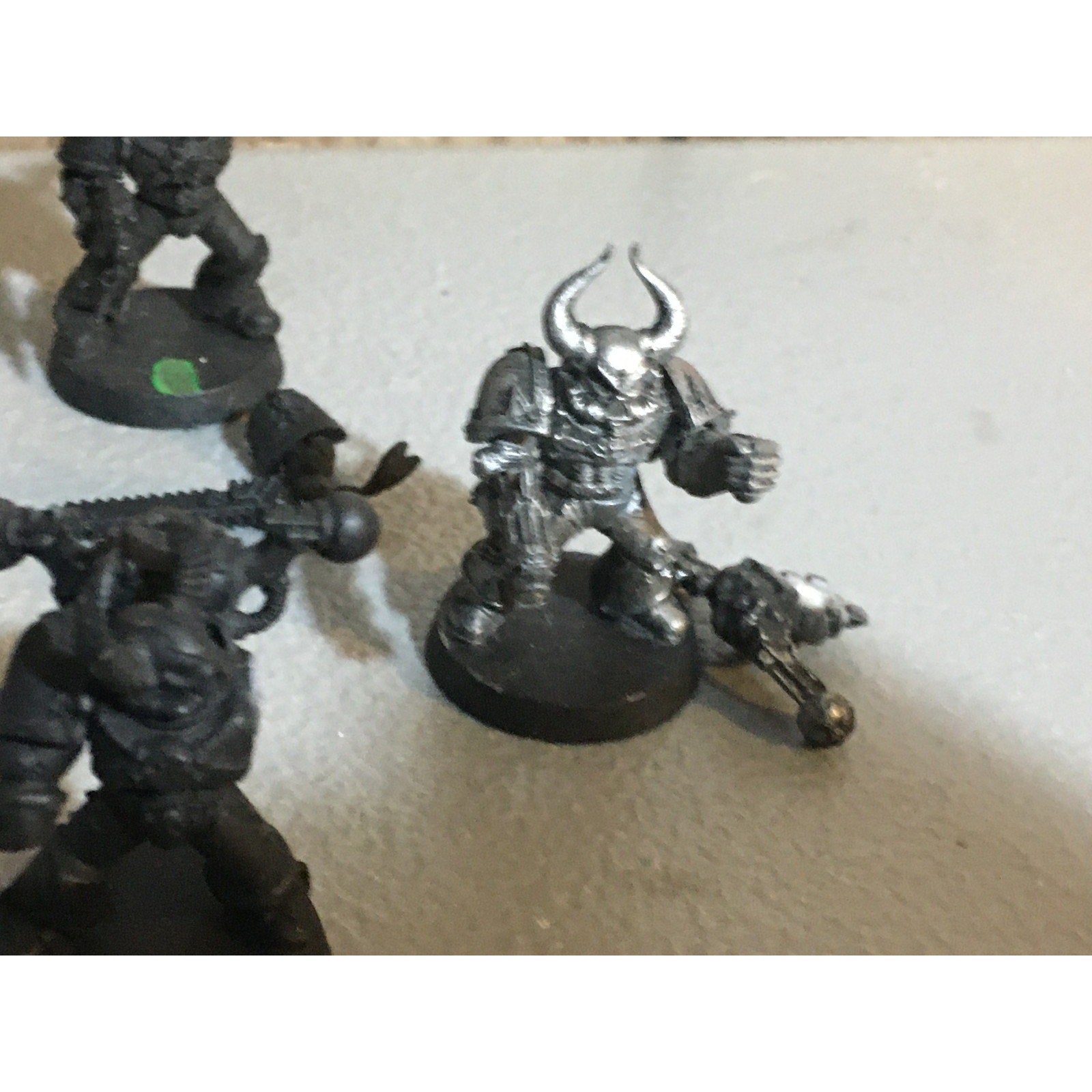 A29237 WARHAMMER 40K CHAOS SPACE MARINES LEGIONARIES 10 PK MISS 4 SHOULDER PADS