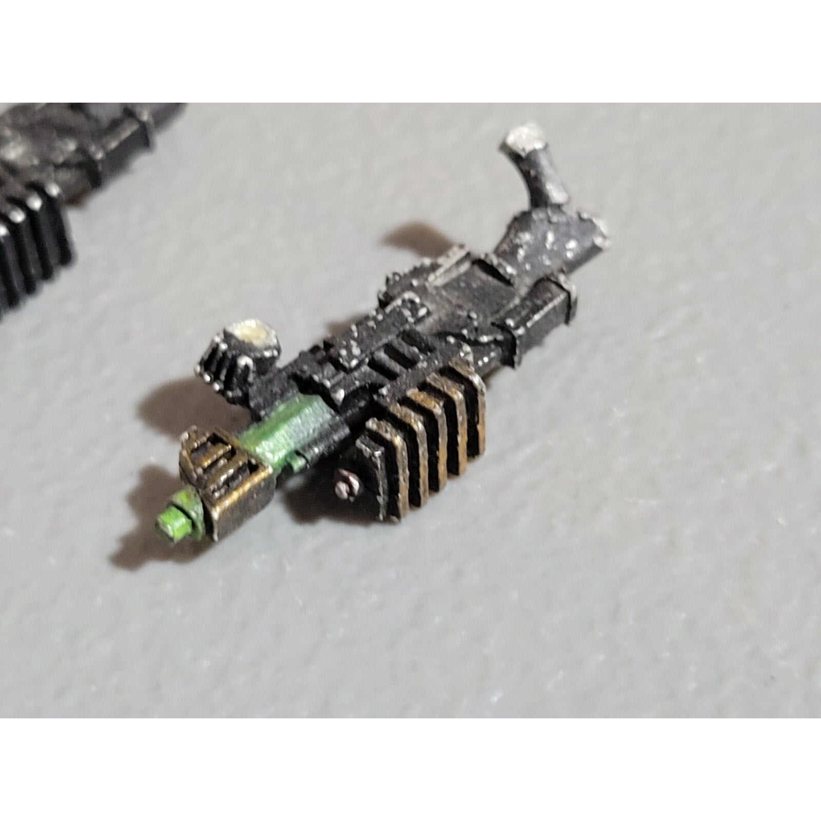 A19070 WARHAMMER 40K NECRONS OOP NECRON METAL WEAPONS SET