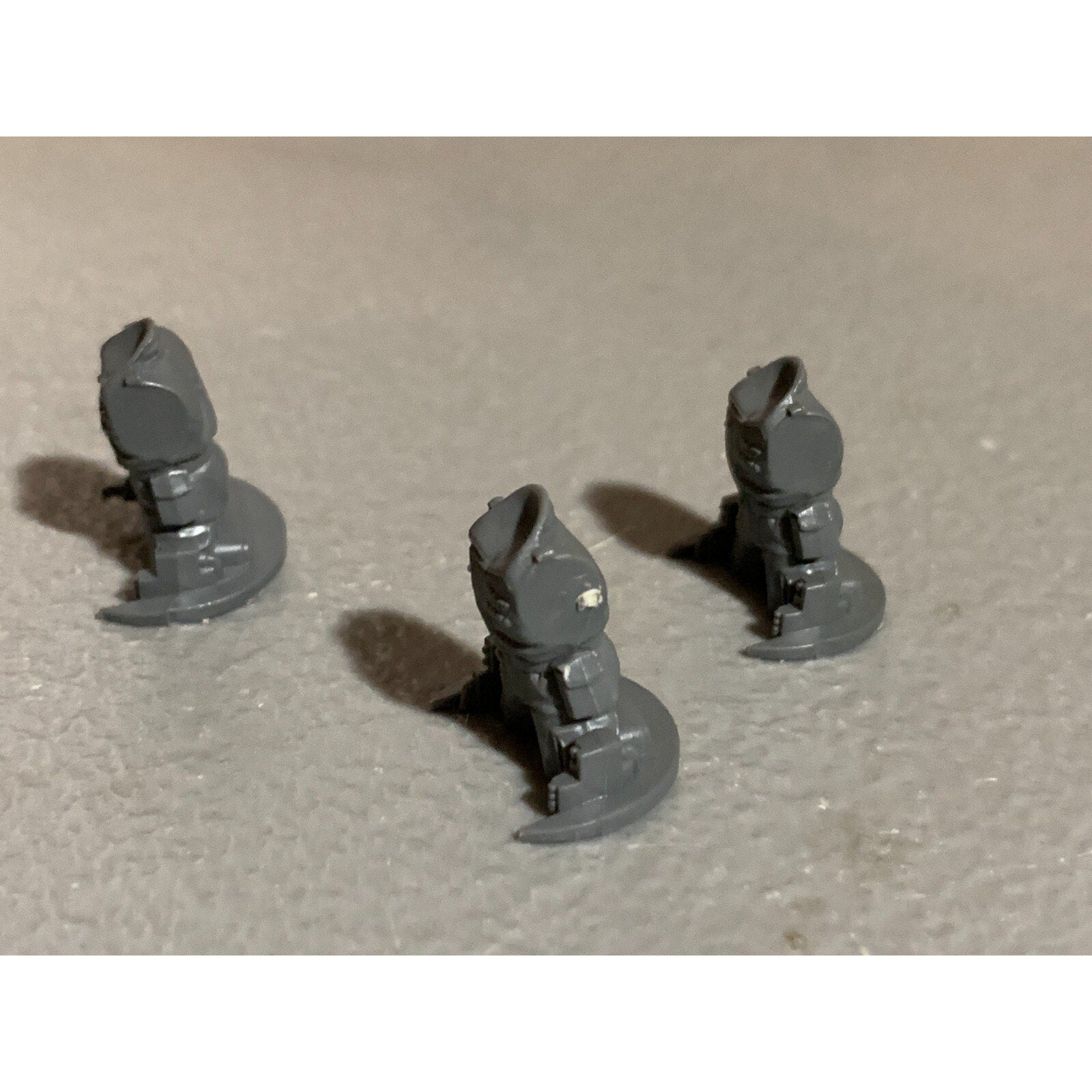 A17852 WARHAMMER 40K ASTRA IG GUARD TANK OFFICER COMMANDER TORSO BIT 3 PK LOT GW