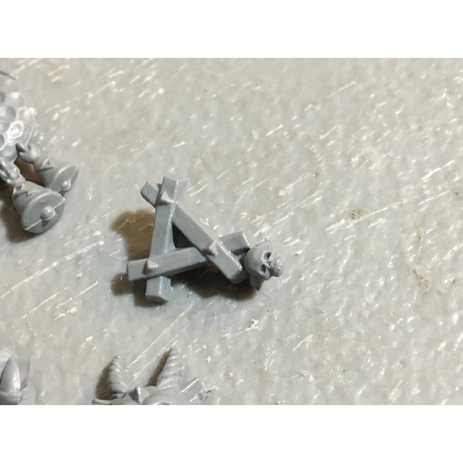 A23447 WARHAMMER FANTASY SKAVEN BITS LOT MIXED CLANRAT PLAGUE MONK RUNNER GW
