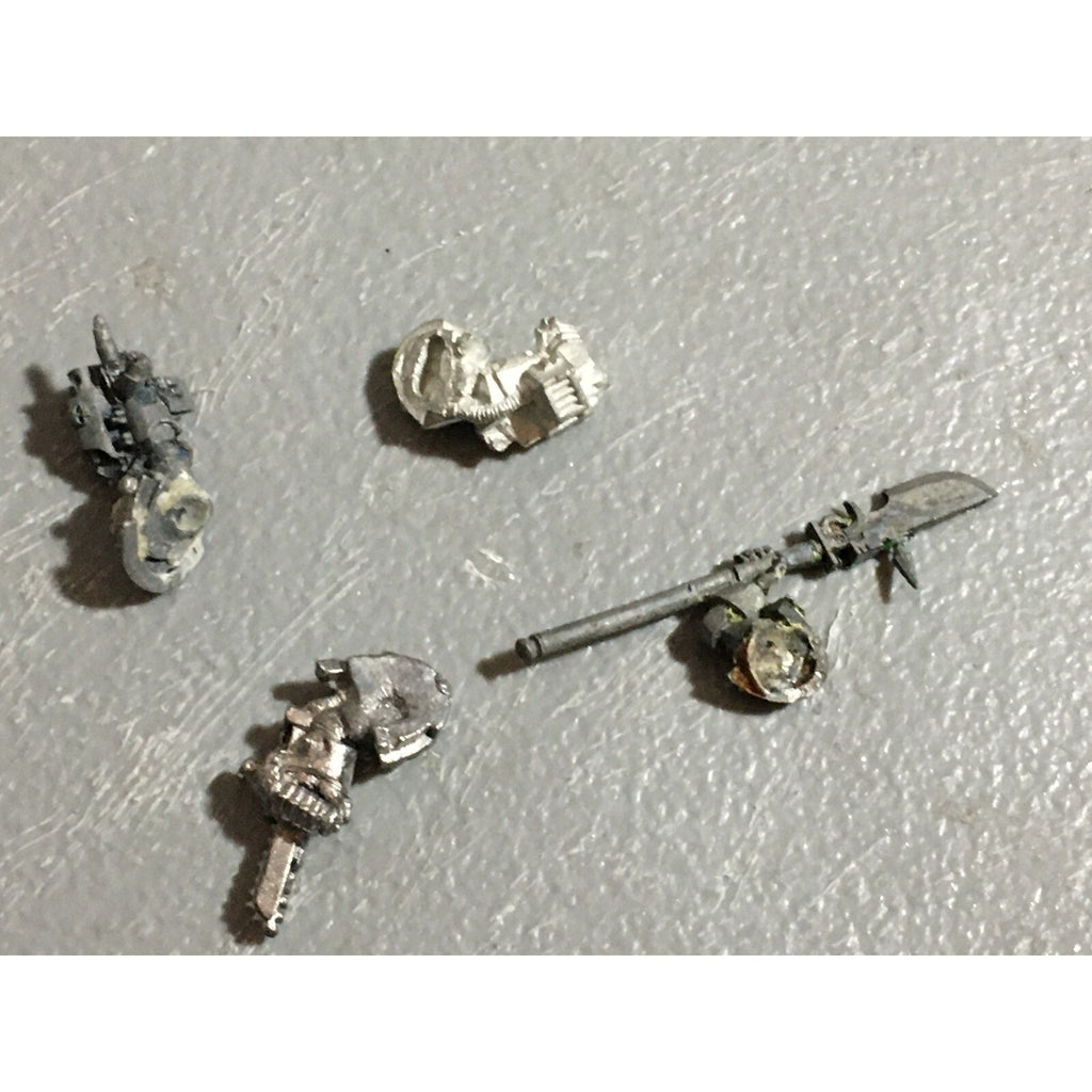 A22389 WARHAMMER 40K GREY KNIGHTS METAL BITS LOT ARMS WRIST MOUNTED GW