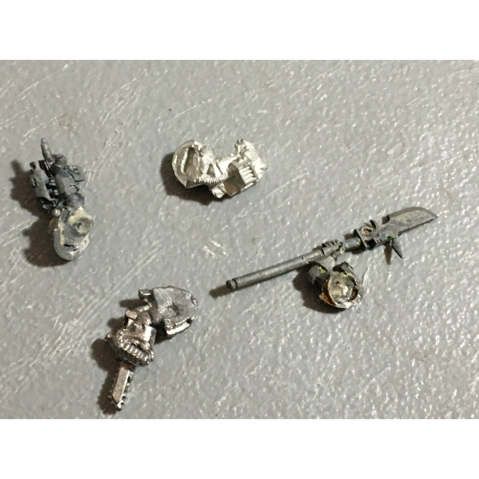 A22389 WARHAMMER 40K GREY KNIGHTS METAL BITS LOT ARMS WRIST MOUNTED GW
