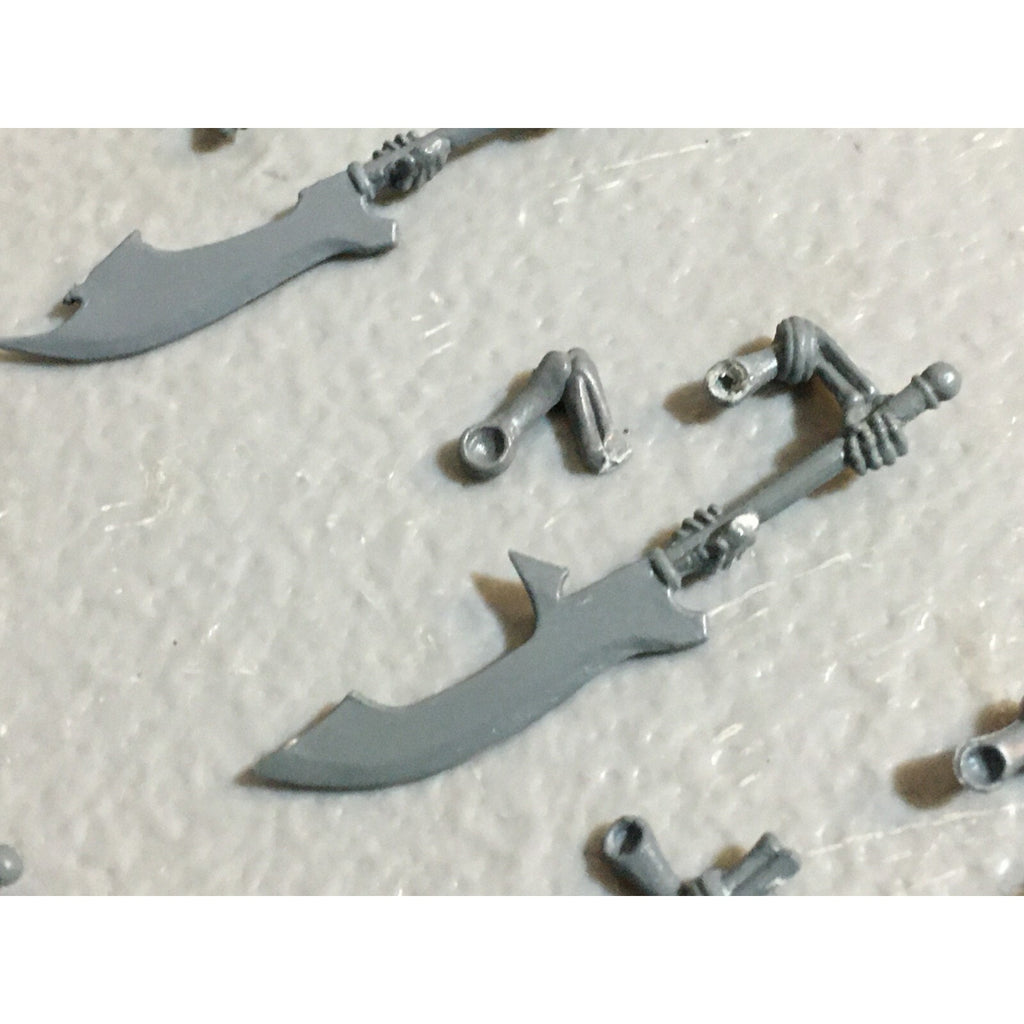 A23421 WARHAMMER FANTASY VAMPIRE COUNTS BITS LOT SKELETON WIGHT GREAT WEAPON ARM