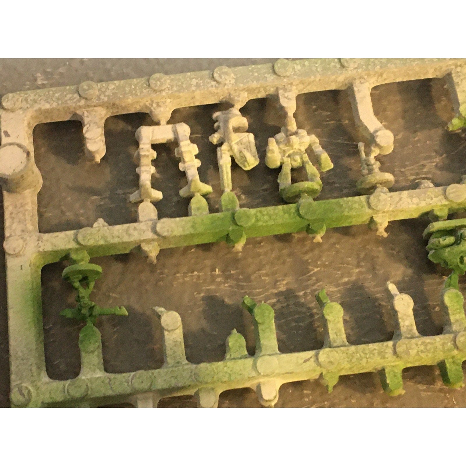 A24562 EPIC 40K IMPERIAL GUARD ROBOTS BIKES WAR WALKERS ON SPRUE GW WARHAMMER