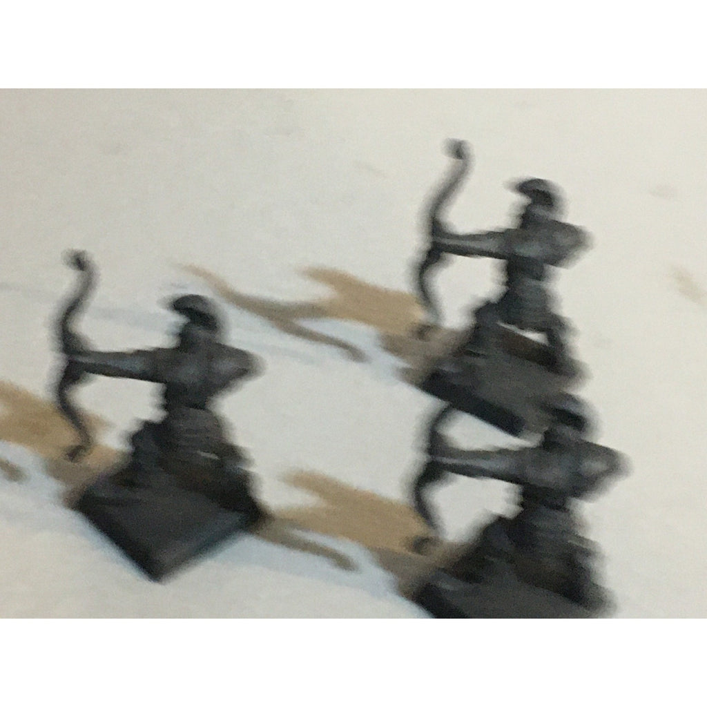 A31465 MILTON BRADLEY BATTLE MASTERS WARHAMMER CHAOS THUG ARCHER & INCOMPLETE