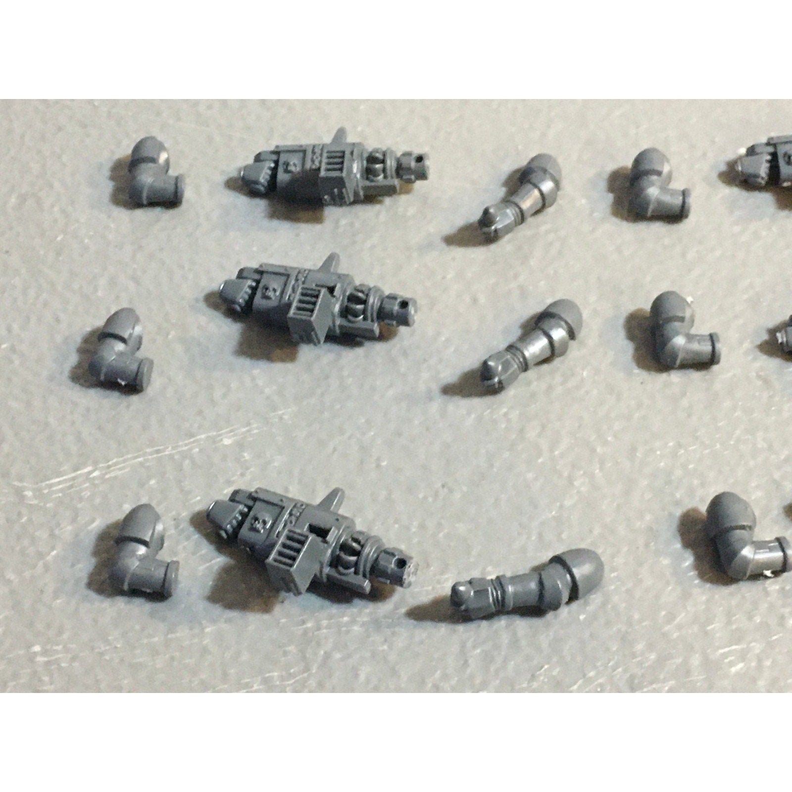 A29903 WARHAMMER 40K GREY KNIGHTS BITS LOT STRIKE PSYCANNONS STORM BOLTERS GW