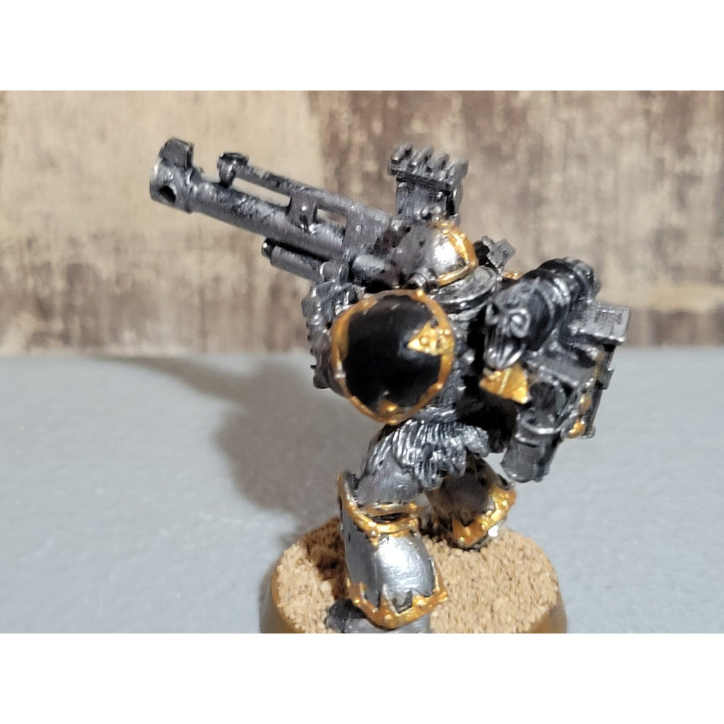A18002 WARHAMMER 40K CHAOS SPACE MARINES METAL HAVOC PAINTED BASED AUTOCANNON