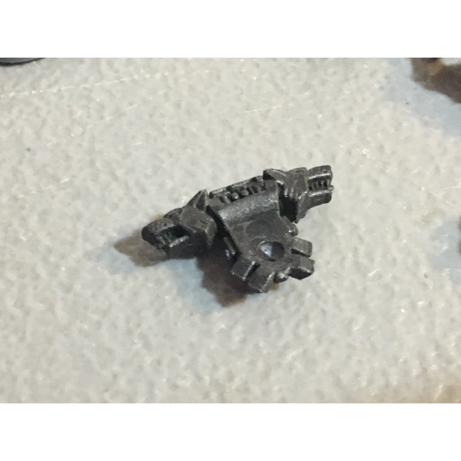 A32874 WARHAMMER 40K MIXED BITS LOT SPACE MARINES WOLVES CHAOS GW