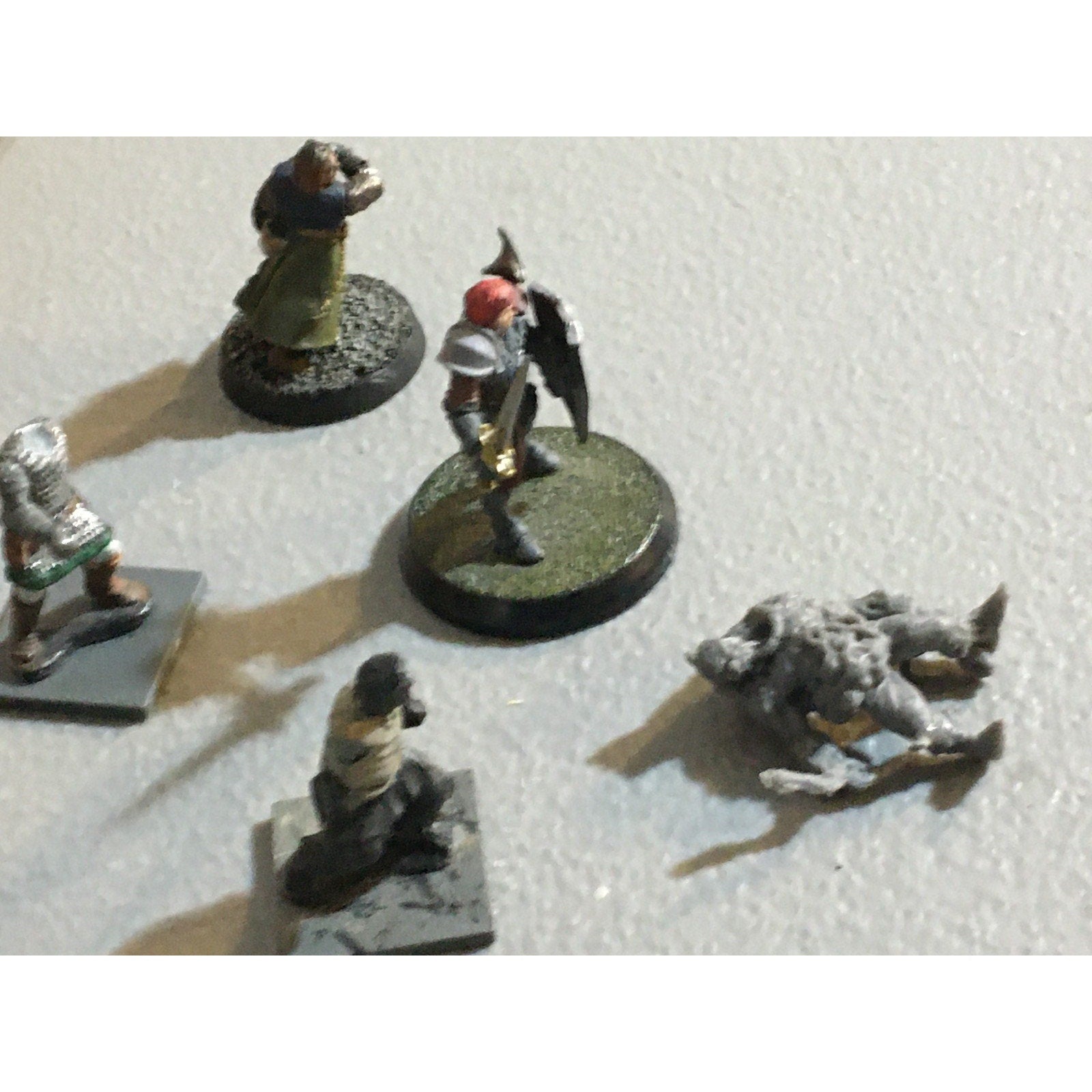 A32536 UNKNOWN MINIATURES PLASTIC INCOMPLETE WARRIOR SOLDIER
