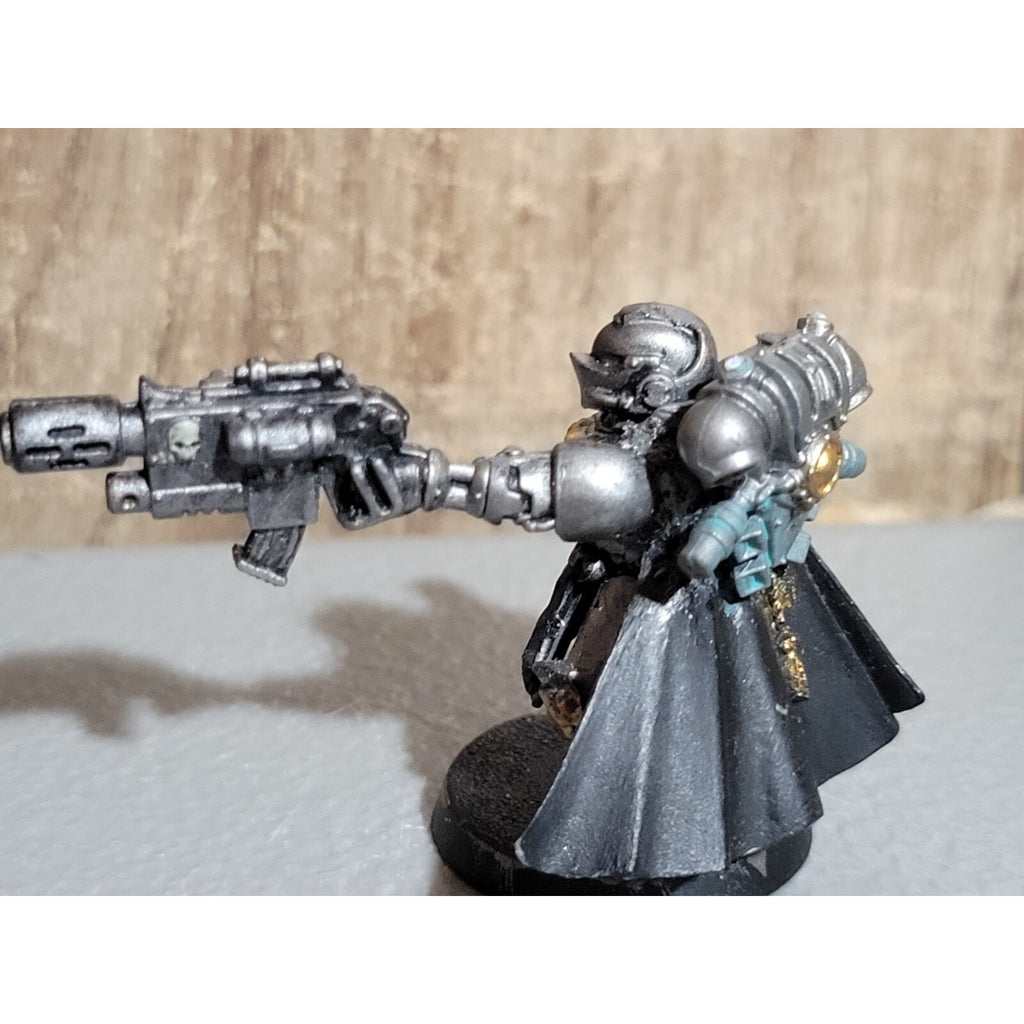 A18419 WARHAMMER 40K GREY KNIGHTS CUST CAPTAIN LIEUTENANT MISS SHOULDER PADS