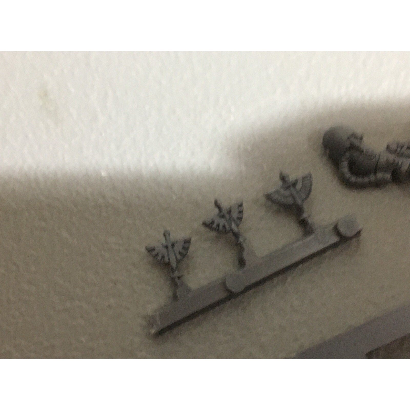 A19888 WARHAMMER 40K DARK ANGELS BITS LOT TERMINATOR LEGS SHOULDER PADS