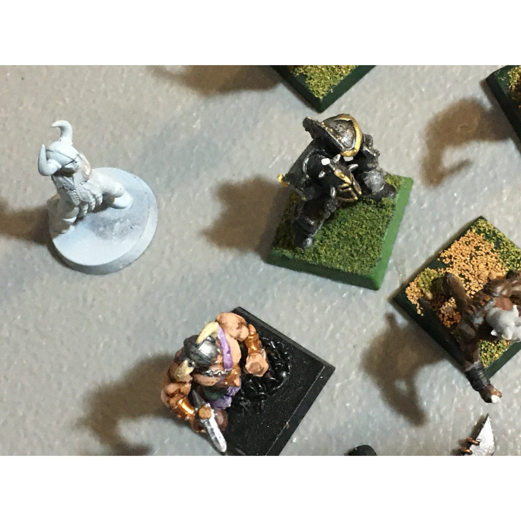 A23489 WARHAMMER FANTASY INCOMPLETE LOT CHAOS MIXED BEASTS MORTALS GW