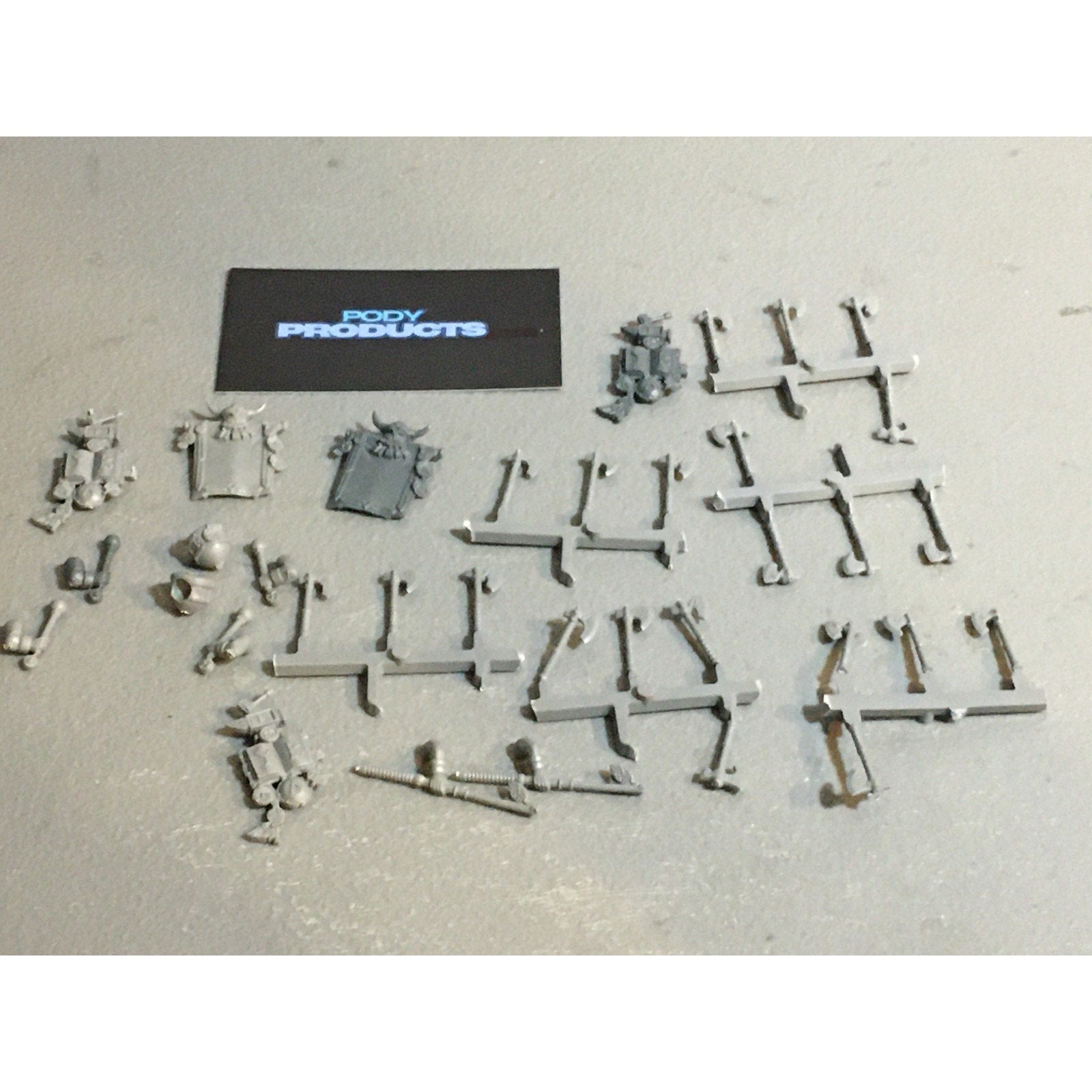 A33598 WARHAMMER FANTASY OLD WORLD DWARVES DWARFS BITS LOT BANNER AXE DRUM GW