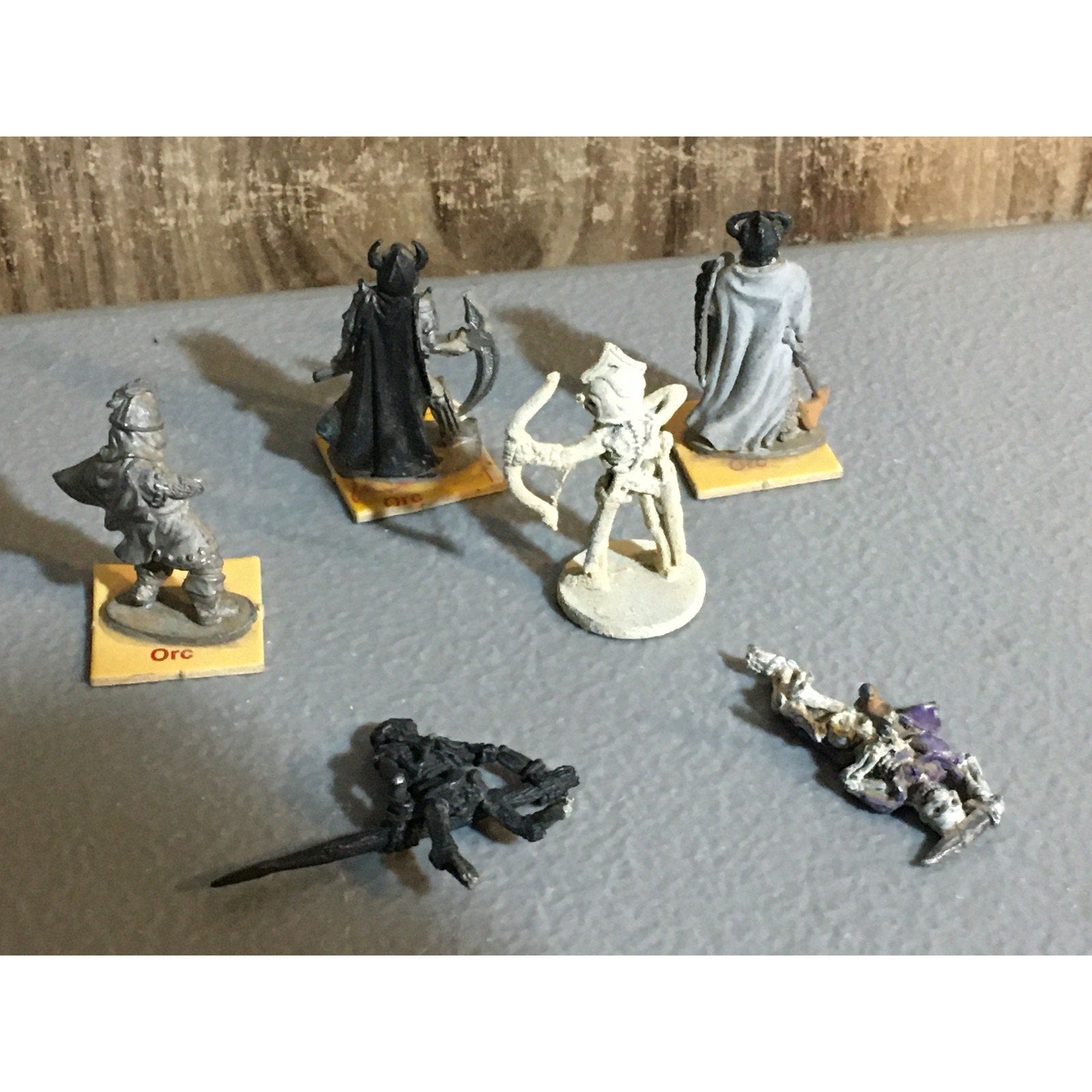 A32526 UNKNOWN METAL MINIATURES SKELETON LOT 6 PK WARRIOR CASUALTY