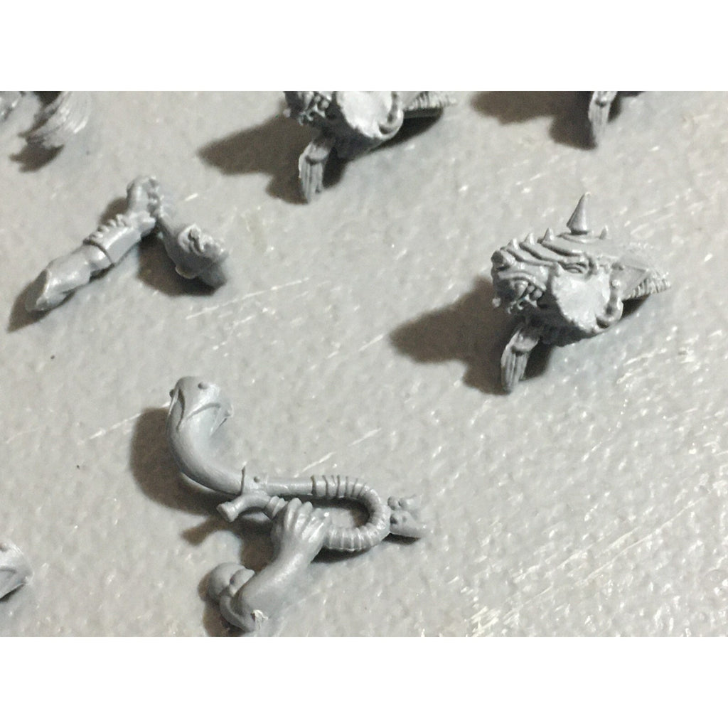 A22631 WARHAMMER FANTASY ORCS & GOBLINS BITS LOT GOBLIN WOLF RIDER ARMS GW