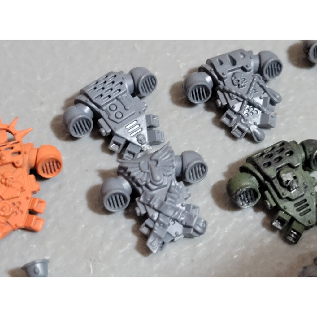 A19068 WARHAMMER 40K SPACE MARINES BLOOD ANGELS BACKPACK 11 PK BITS LOT