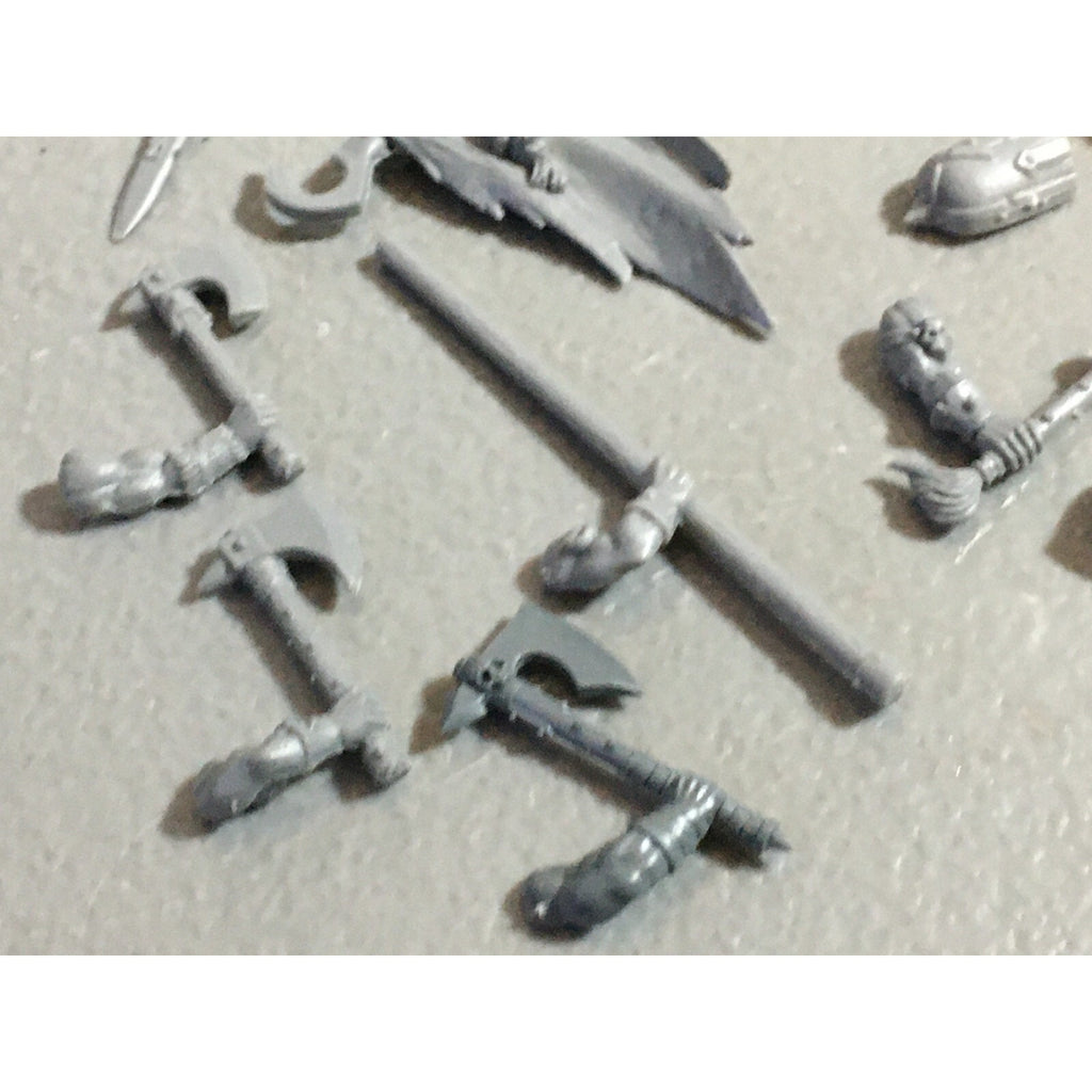 A22183 WARHAMMER FANTASY CHAOS MORTALS BITS LOT MIXED MARAUDER COMMAND & ARMS GW