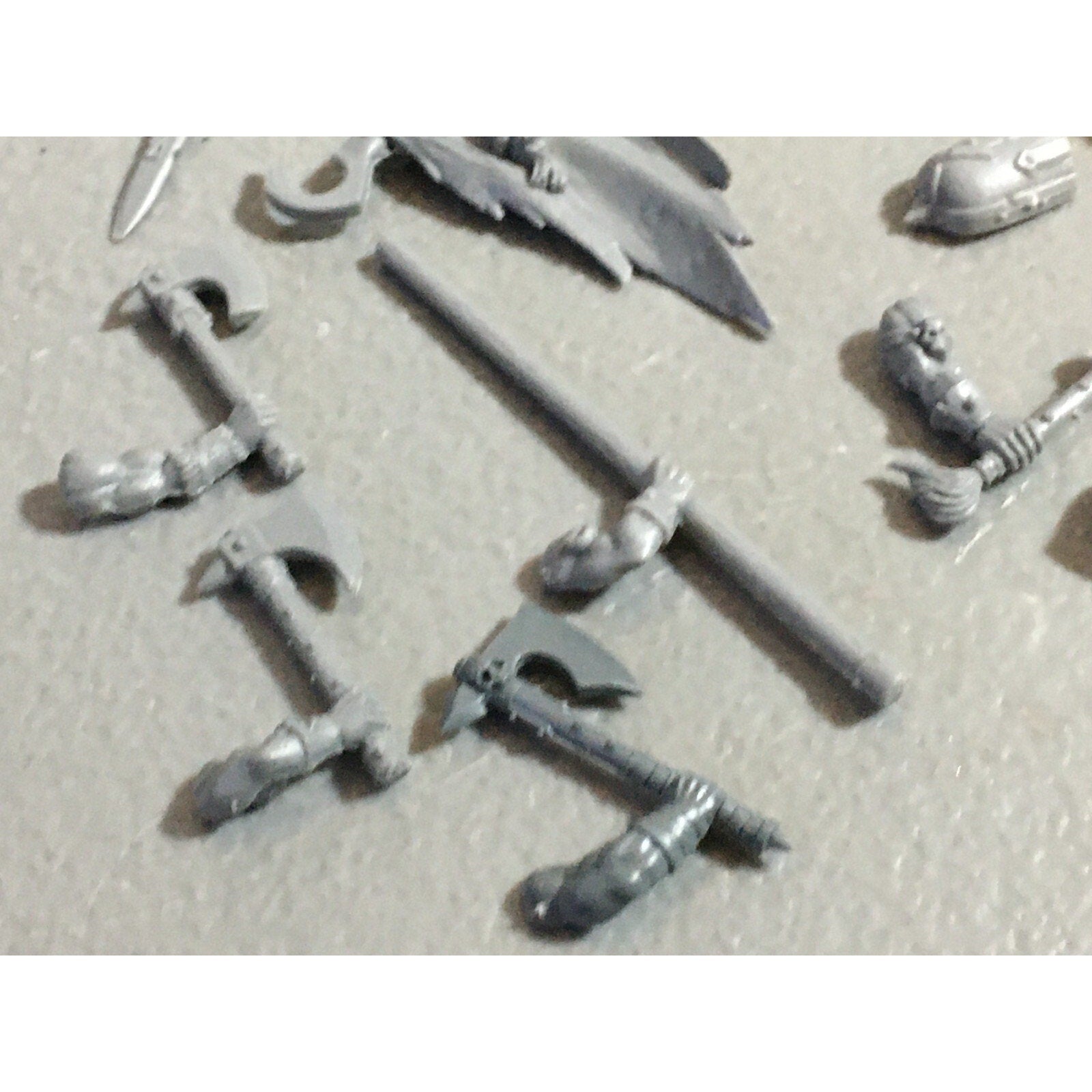 A22183 WARHAMMER FANTASY CHAOS MORTALS BITS LOT MIXED MARAUDER COMMAND & ARMS GW