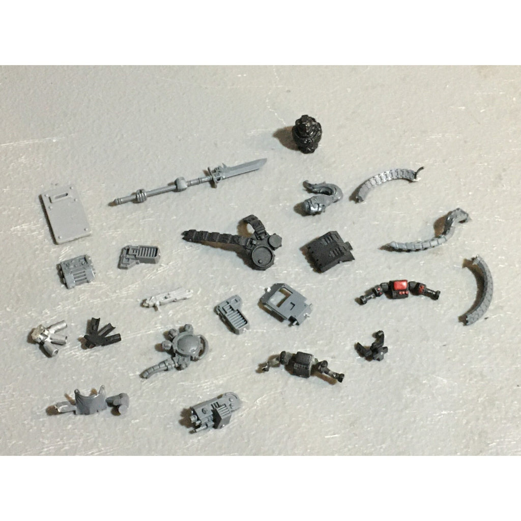 A23464 WARHAMMER 40K SPACE MARINES BITS LOT MIXED VEHICLE HEAVY GAMES WORKSHOP