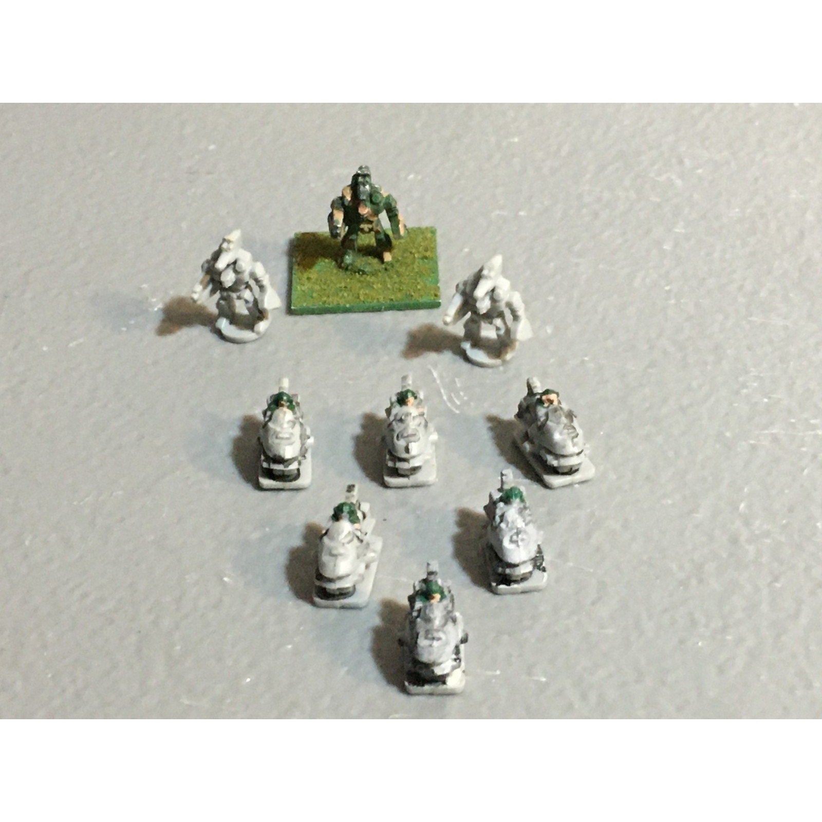 A24573 EPIC 40K IMPERIAL GUARD ROBOT 3 PC + BIKES 6 PC WARHAMMER GAMES WORKSHOP