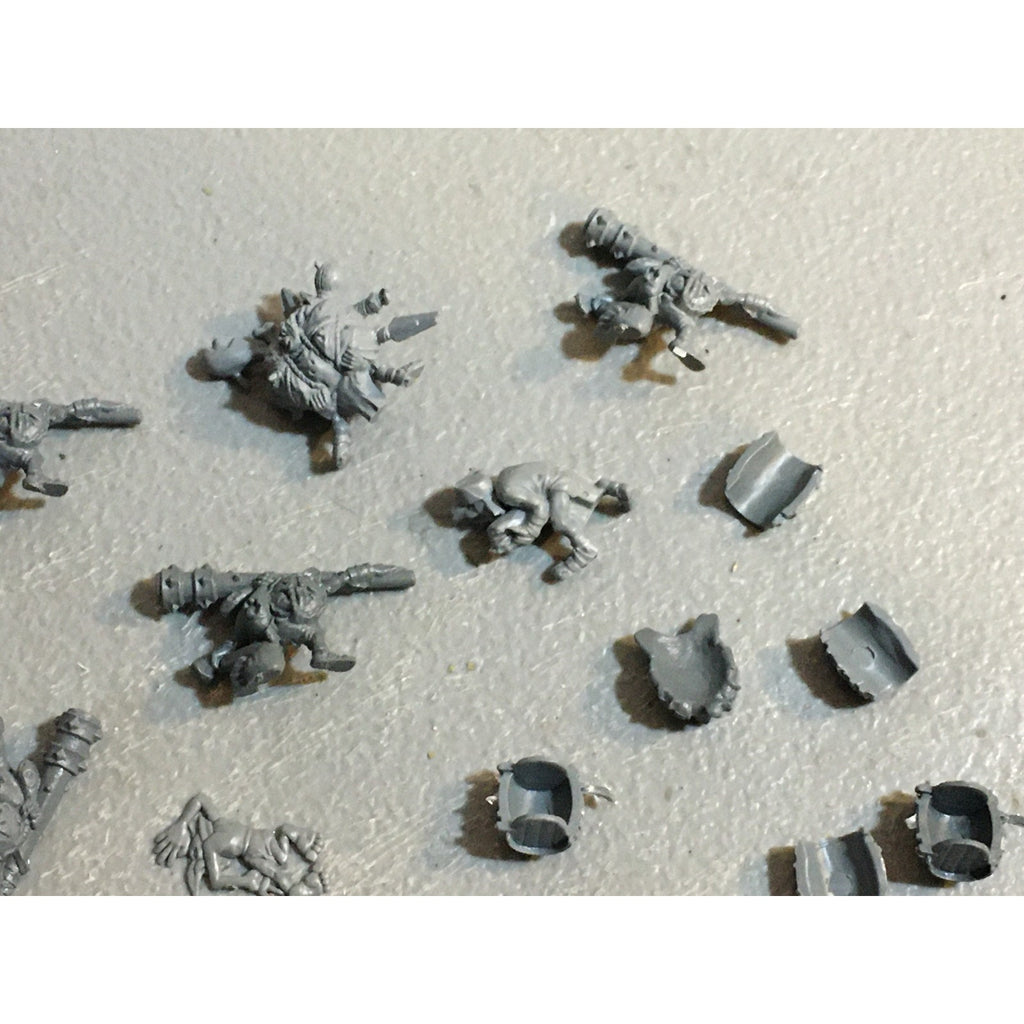 A29646 WARHAMMER FANTASY OLD WORLD OGRE KINGDOMS INCOMPLETE GNOBLARS LOT GW