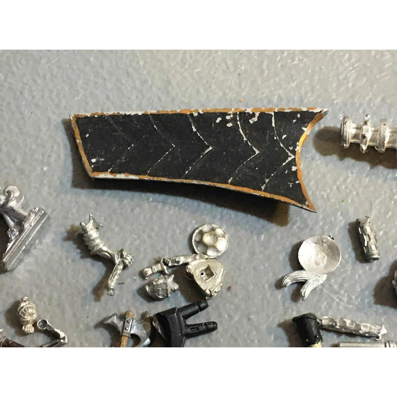 A32554 UNKNOWN MINIATURES ALL METAL BITS LOT FANTASY SCI-FI MIXED