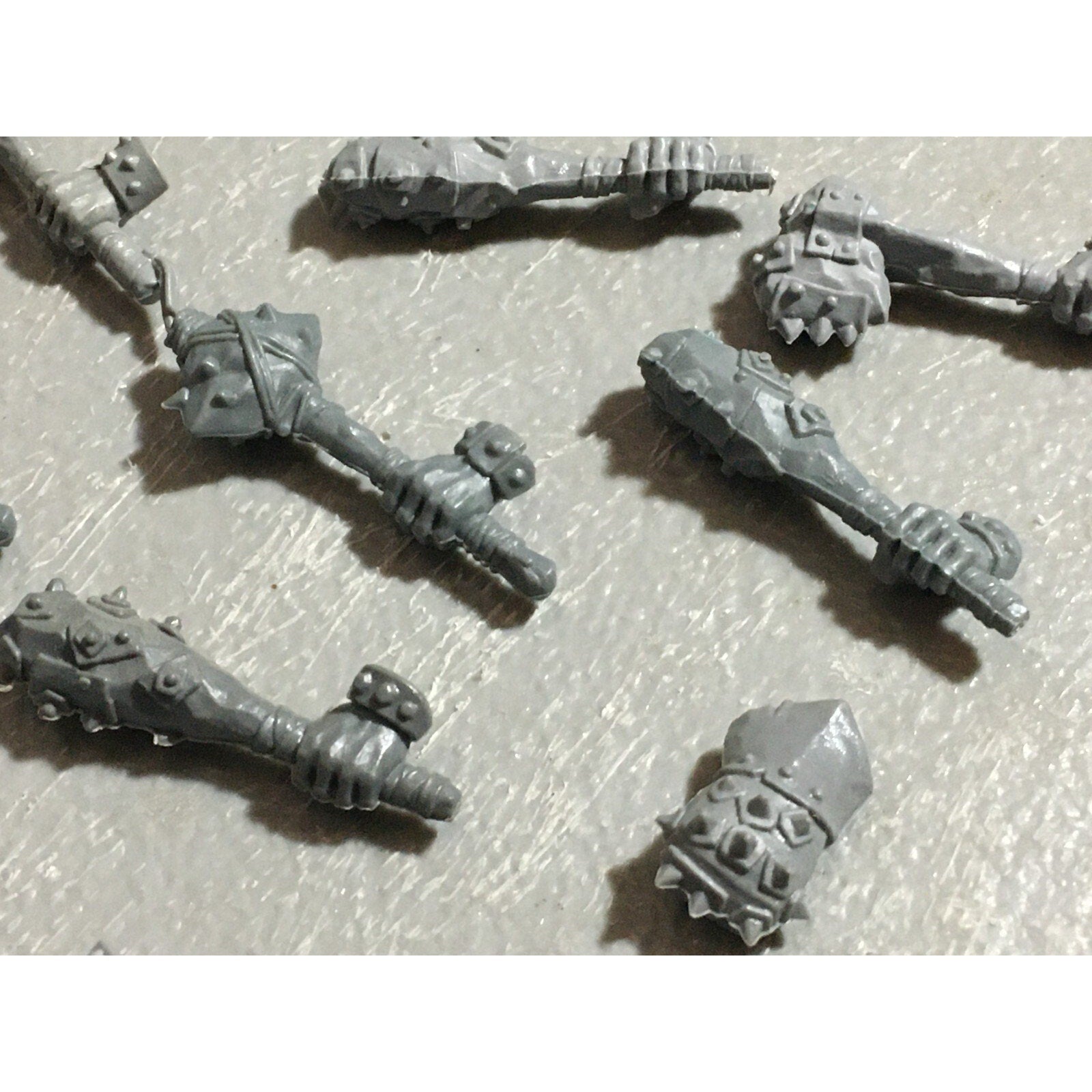 A22582 WARHAMMER FANTASY OGRE KINGDOMS BITS LOT HANDS GAMES WORKSHOP GW