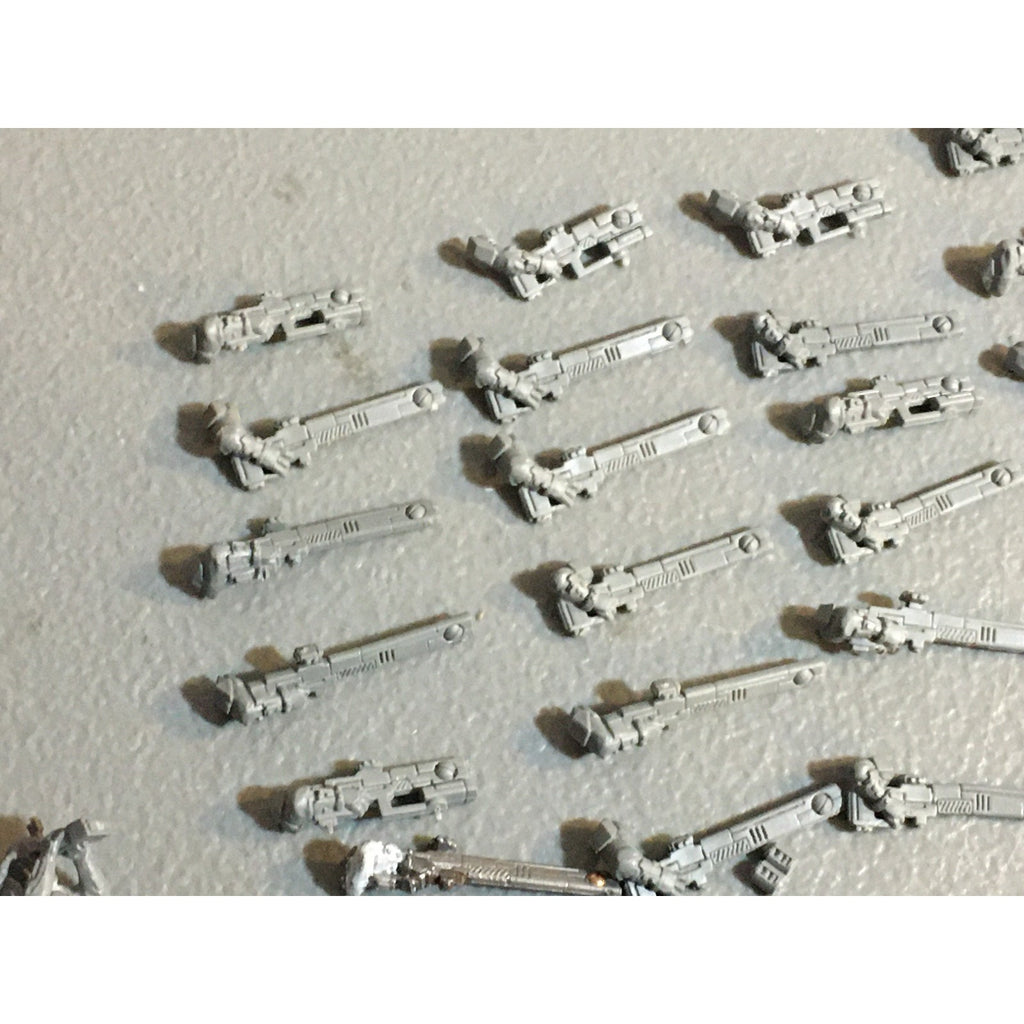 A33932 WARHAMMER 40K TAU EMPIRE FIRE WARRIORS BITS LOT GW GAMES WORKSHOP