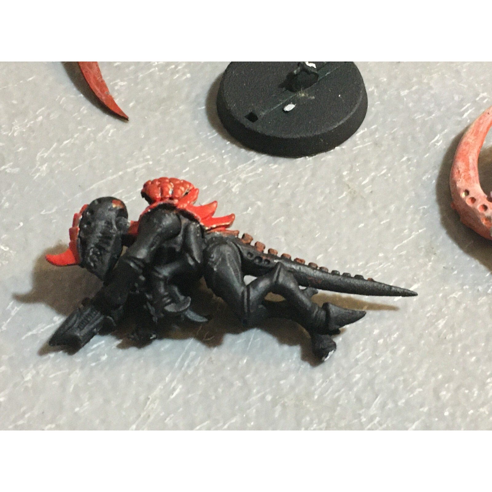A20394 WARHAMMER 40K TYRANIDS INCOMPLETE TROOP LOT + METAL LICTOR TORSO BIT GW