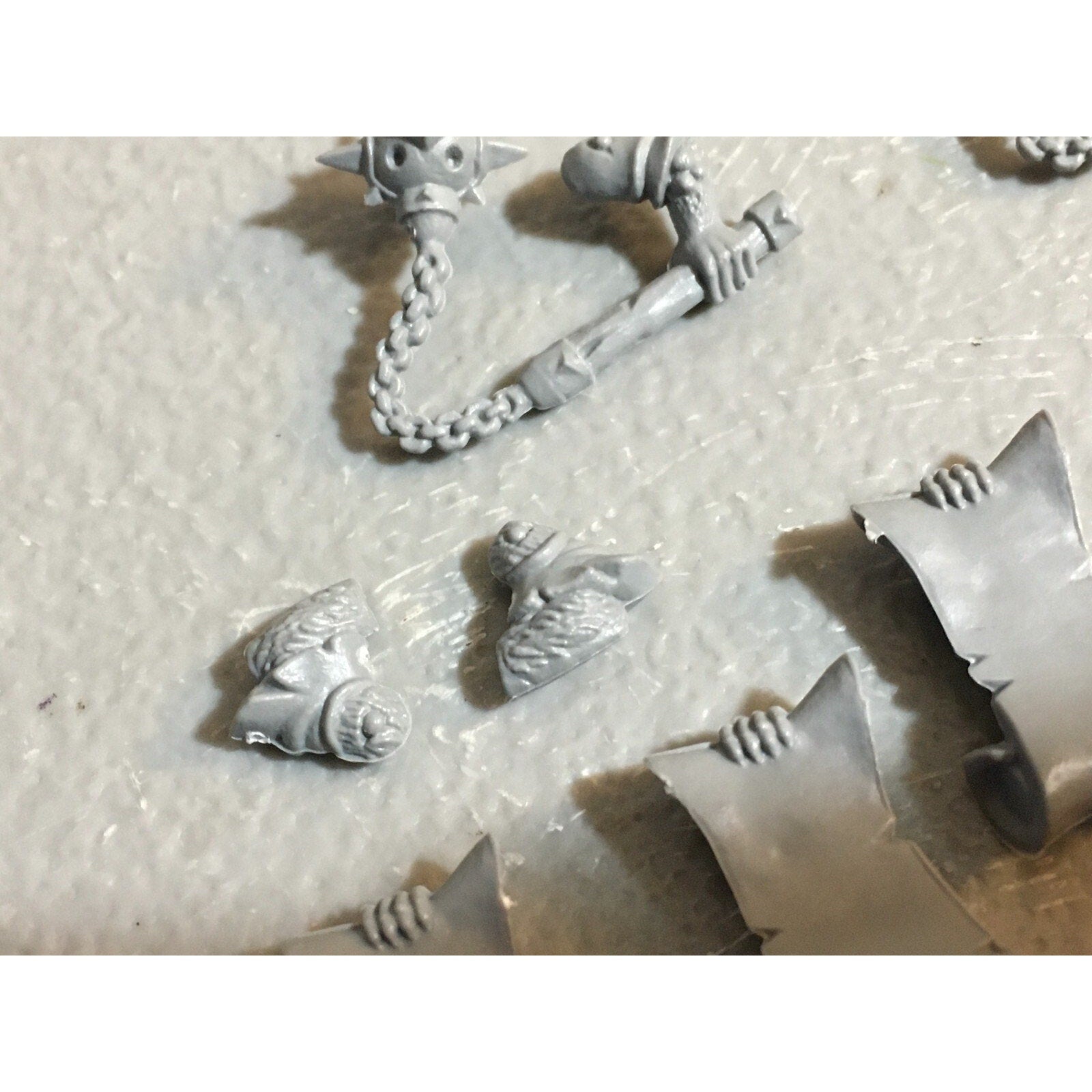A23449 WARHAMMER FANTASY SKAVEN BITS LOT MIXED CLANRAT PLAGUE MONK RUNNER GW