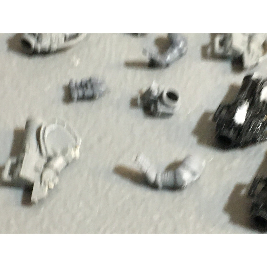 A23087 WARHAMMER 40K SPACE MARINES BITS LOT MISSILE LAUNCHERS GAMES WORKSHOP GW