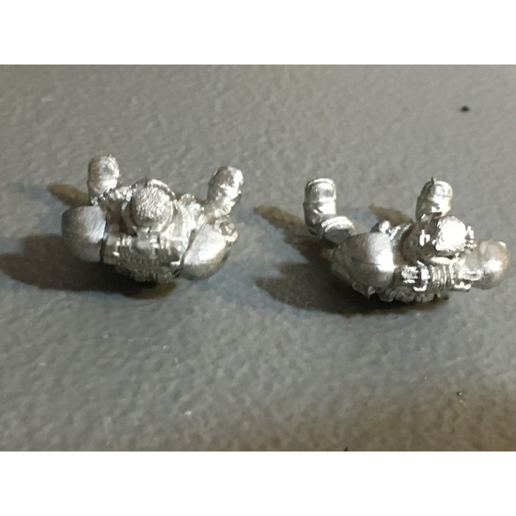 A33830 WARHAMMER 40K SPACE MARINES METAL SCOUT BIKE RIDER BODY ONLY 2 PK GW