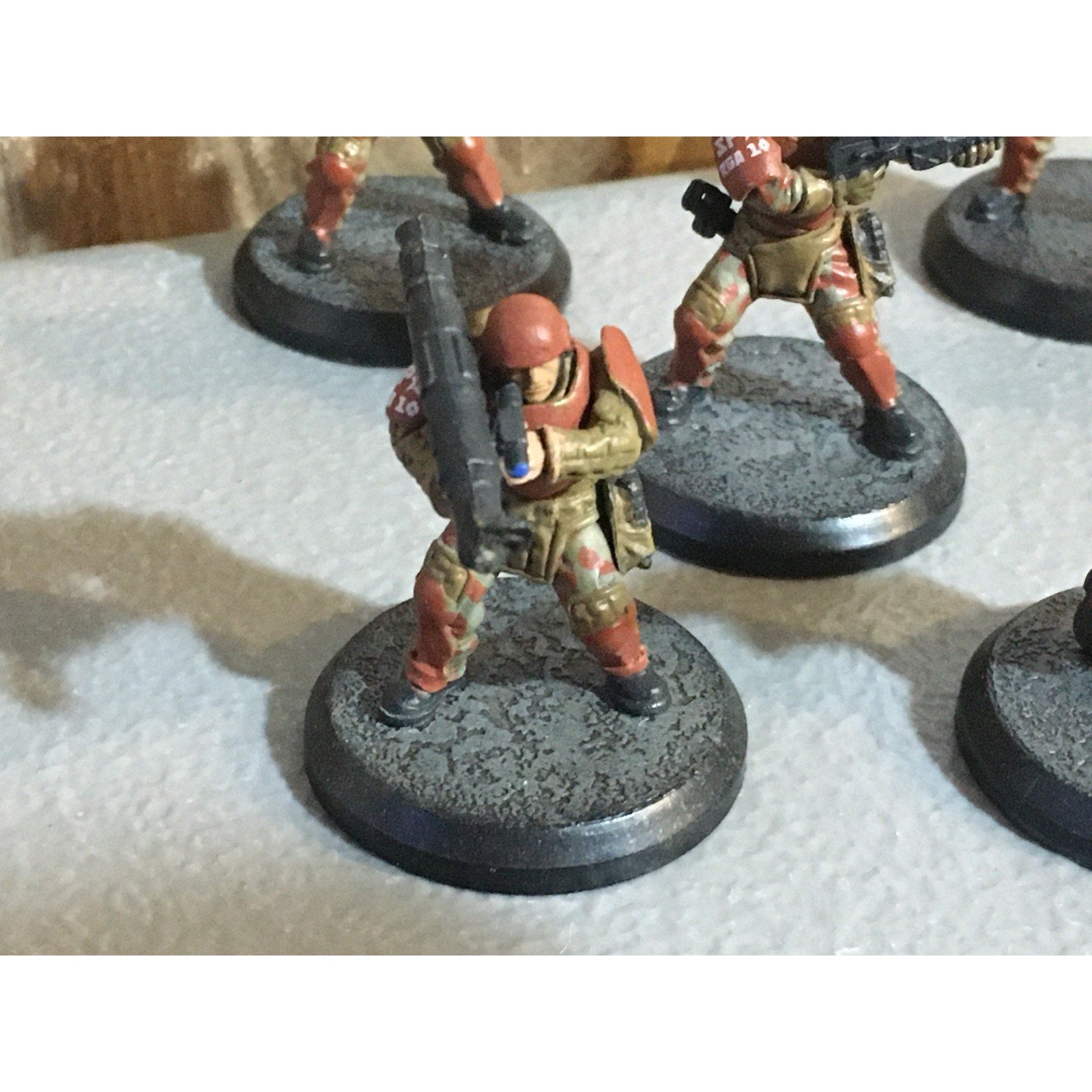 A32047 RACKHAM AT-43 RED BLOK MINI SPETSNATZ KOMMANDOS 8 PK W CARD MISS 1 HEAD