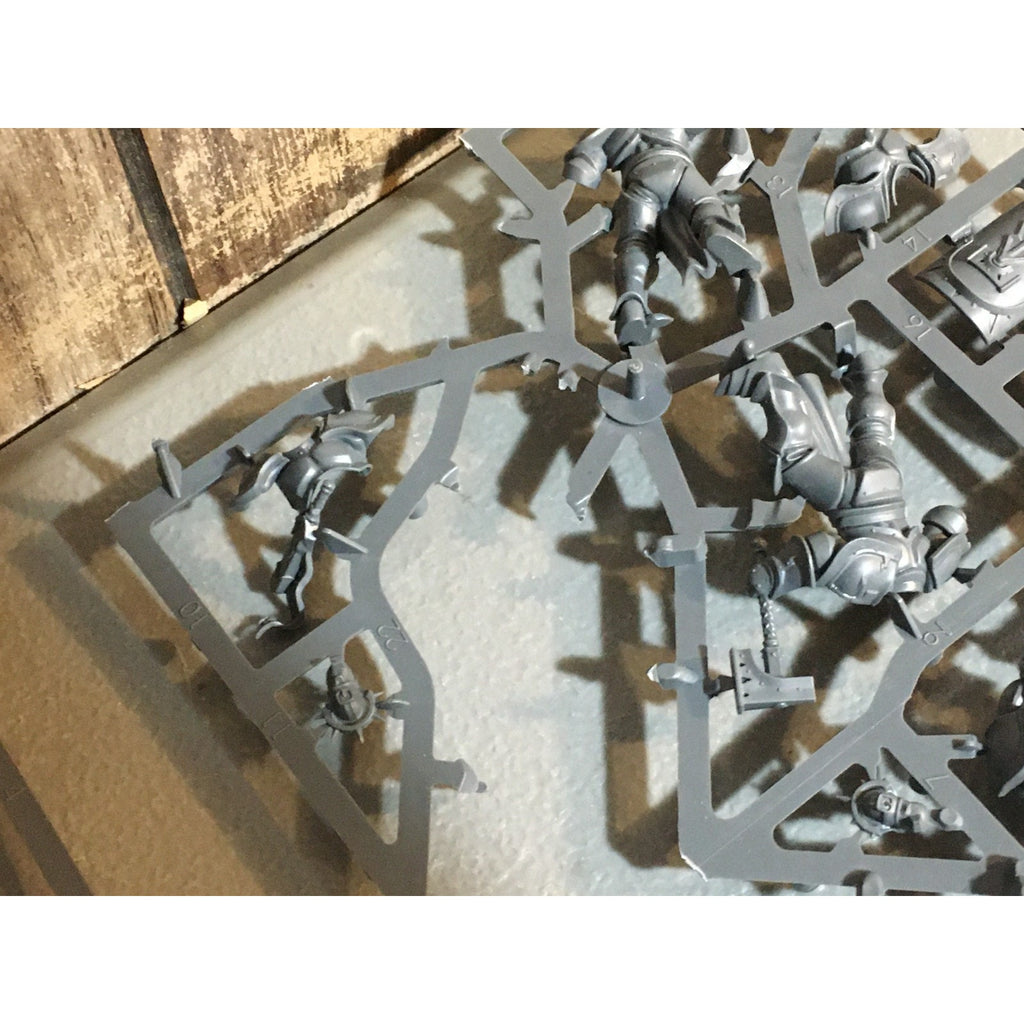 A24339 WARHAMMER AOS STORMCAST ETERNALS LIBERATORS NOS 8 PK MISS 1 SHIELD GW