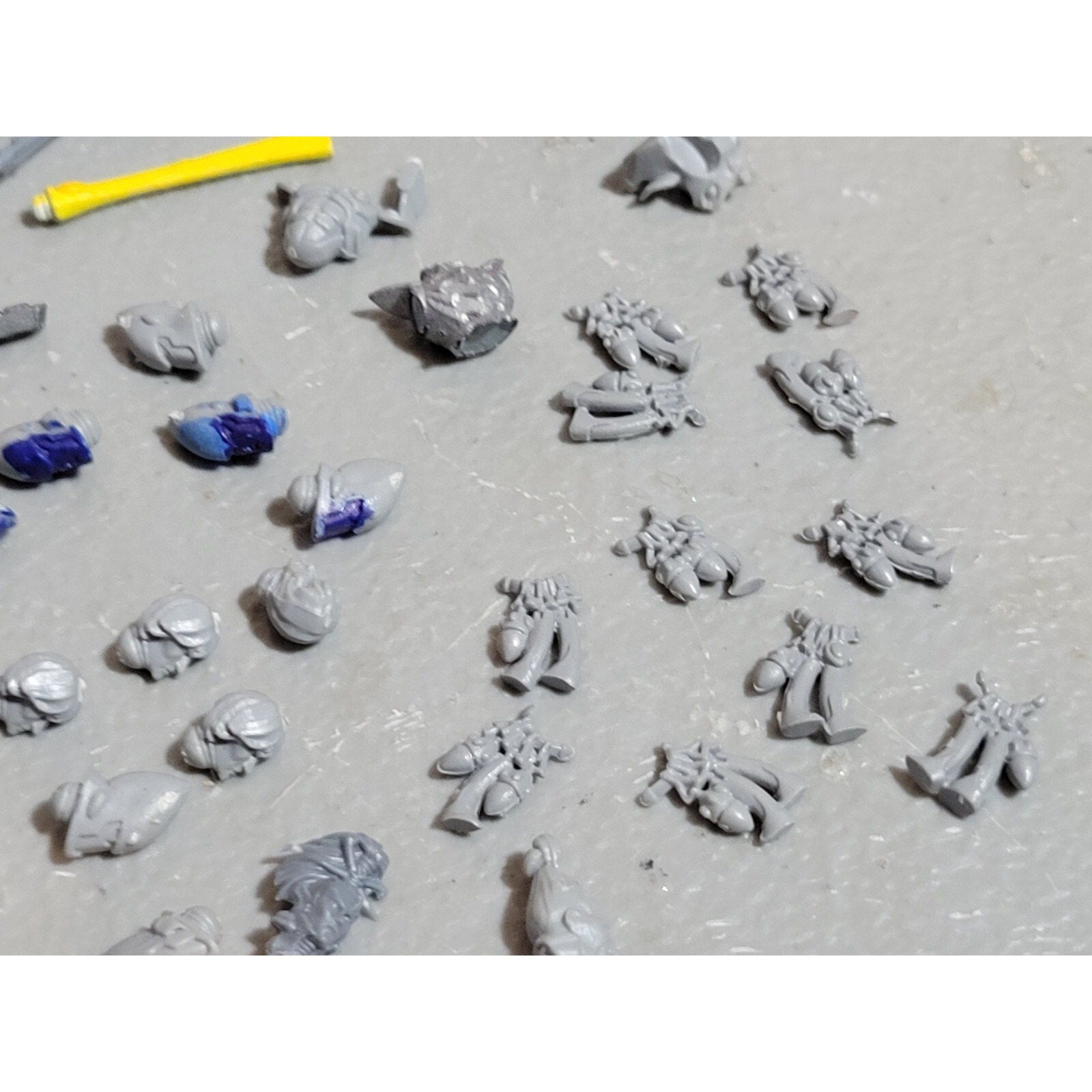 A18981 WARHAMMER 40K ELDAR CRAFTWORLDS BITS LOT HEADS ACCESSORIES INC
