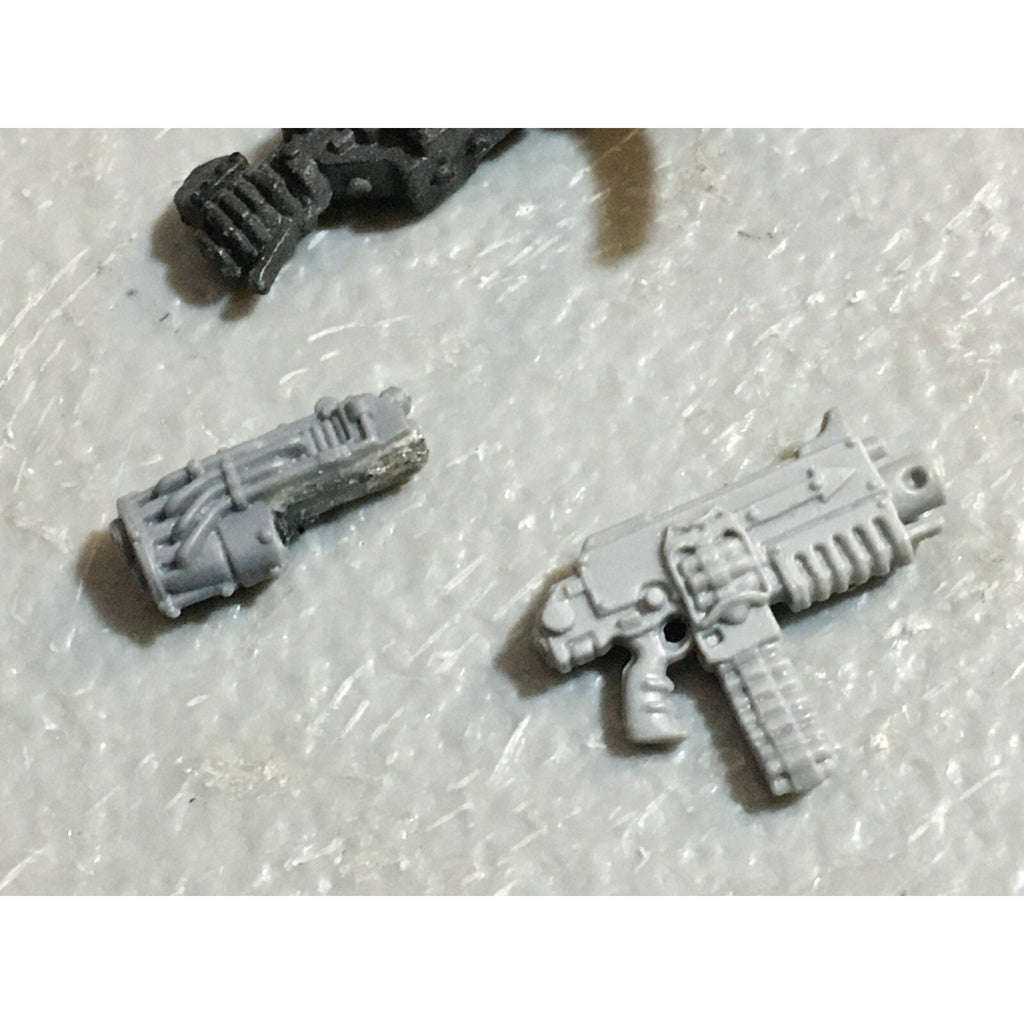 A23156 WARHAMMER 40K CHAOS SPACE MARINES BITS LOT MIXED LEGS ARMS HEADS GW