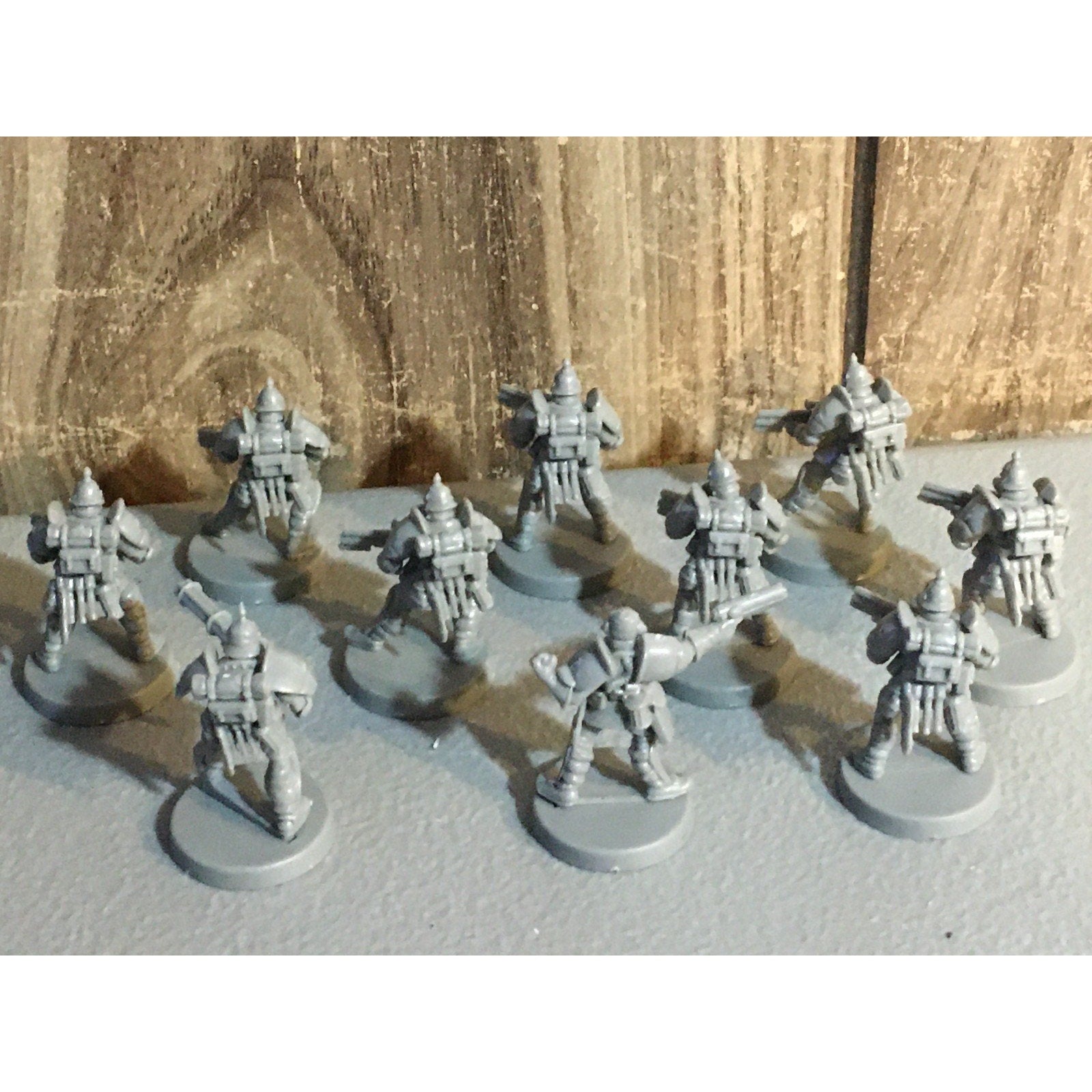 A30061 UNKNOWN TABLE TOP SCI-FI POWER ARMOR SOLDIERS 10 PK WAR GAMES