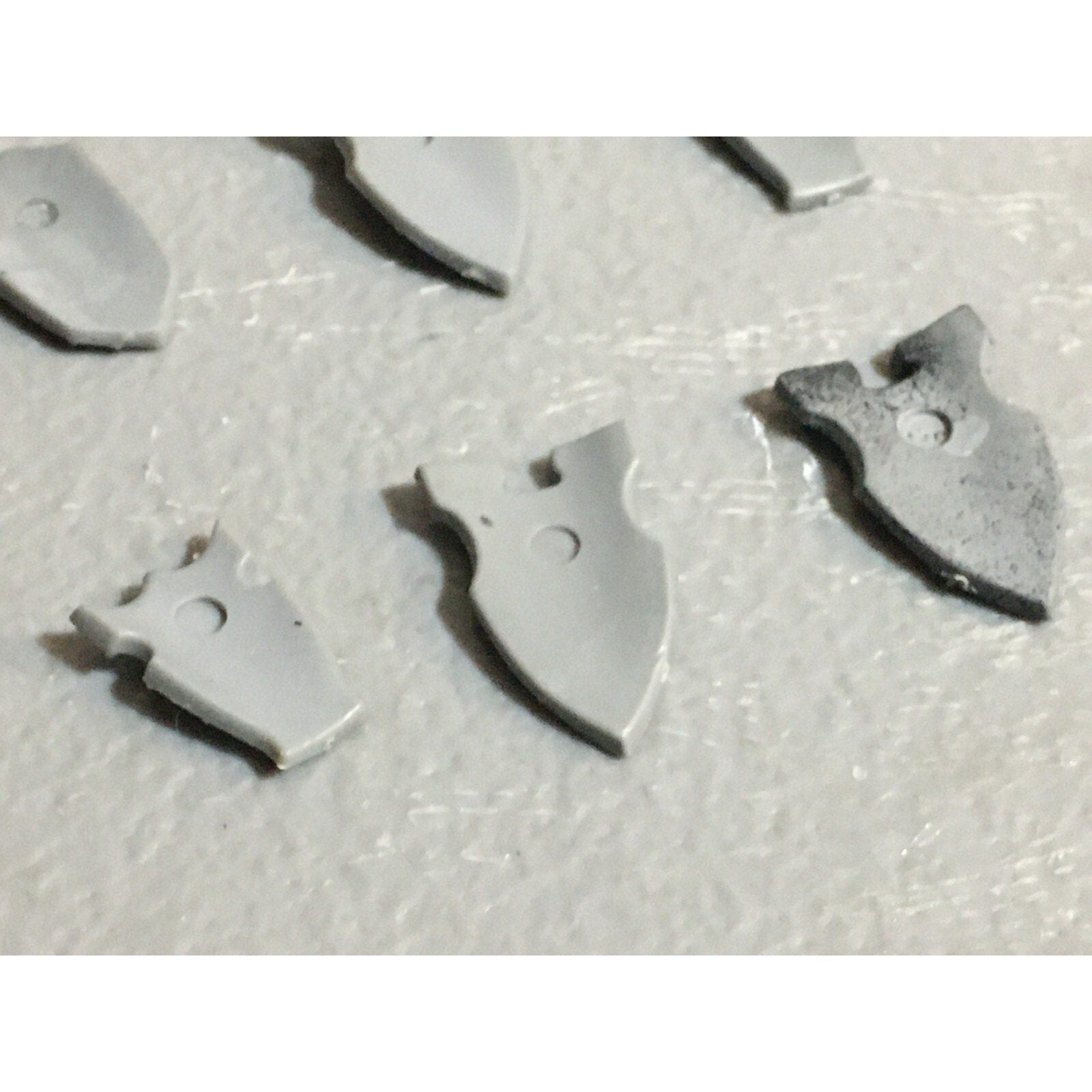 A23068 WARHAMMER FANTASY CHAOS MORTALS BITS LOT WARRIORS OOP SHIELDS GW