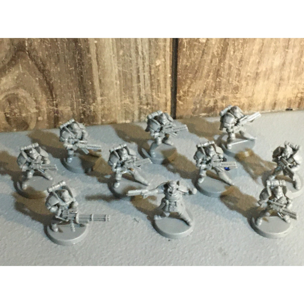A30060 UNKNOWN TABLE TOP SCI-FI POWER ARMOR SOLDIERS 10 PK WAR GAMES