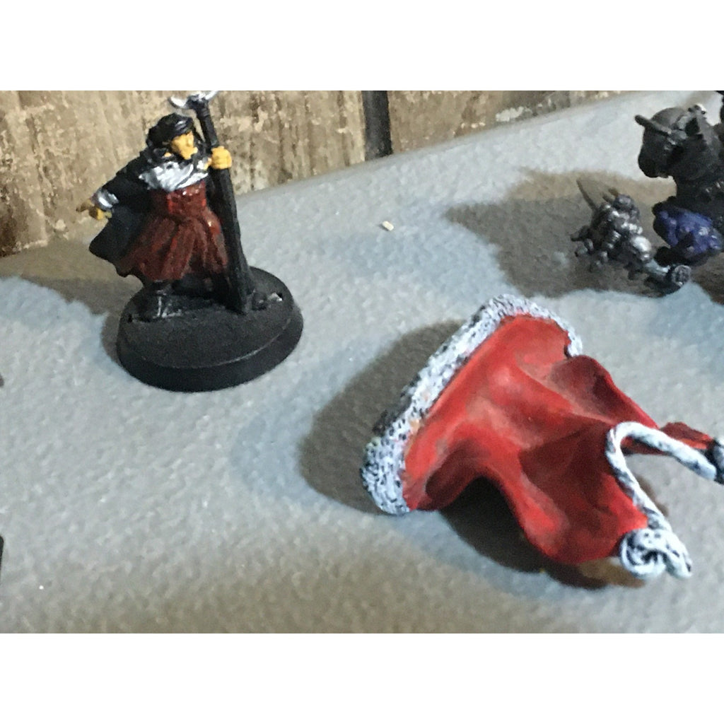 A32584 UNKNOWN PLASTIC MINIATURES BITS & INCOMPLETE LOT ROBOT DWARF SOLDIER