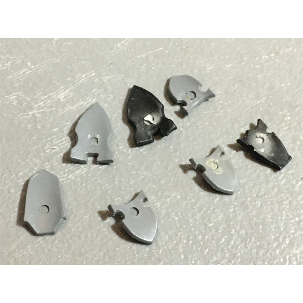 A22245 WARHAMMER FANTASY CHAOS MORTALS BITS LOT WARRIORS KNIGHTS SHIELDS GW OOP