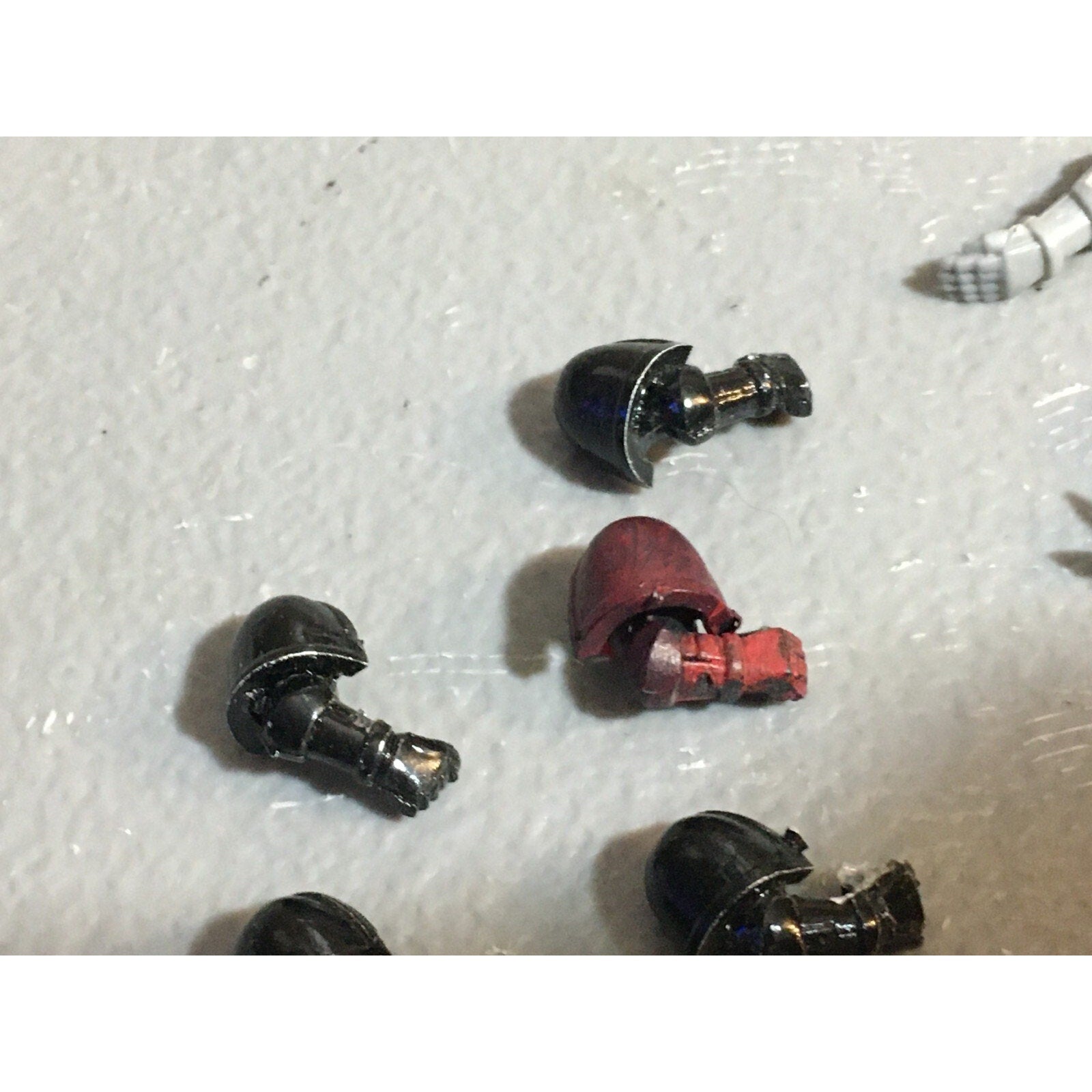 A22987 WARHAMMER 40K SPACE MARINES BITS LOT ARMS GW GAMES WORKSHOP