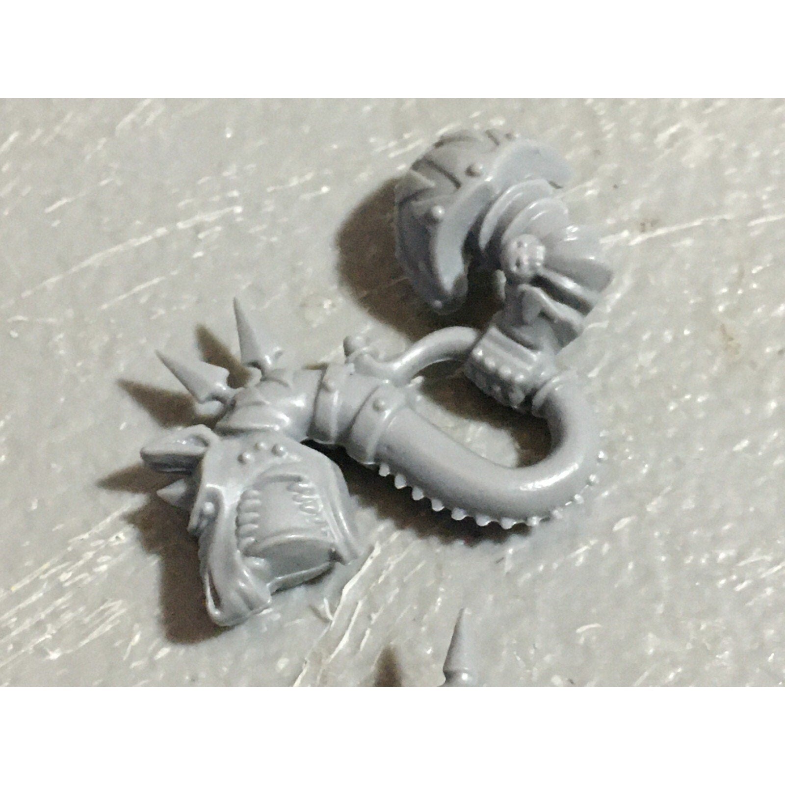 A22252 WARHAMMER FANTASY CHAOS MORTALS BITS LOT WARRIORS KNIGHTS WEAPONS GW OOP